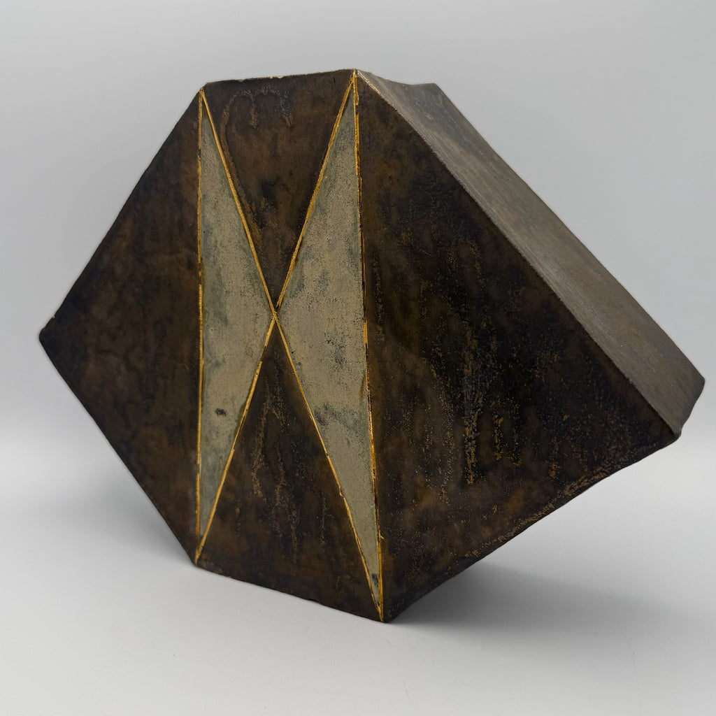 Karlsruher Majolika Art Déco Prunkvase 2193 I Geometrische Diamantform I Goldstaffage 1930er I Sammlerstück 28 cm Karlsruher Majolka