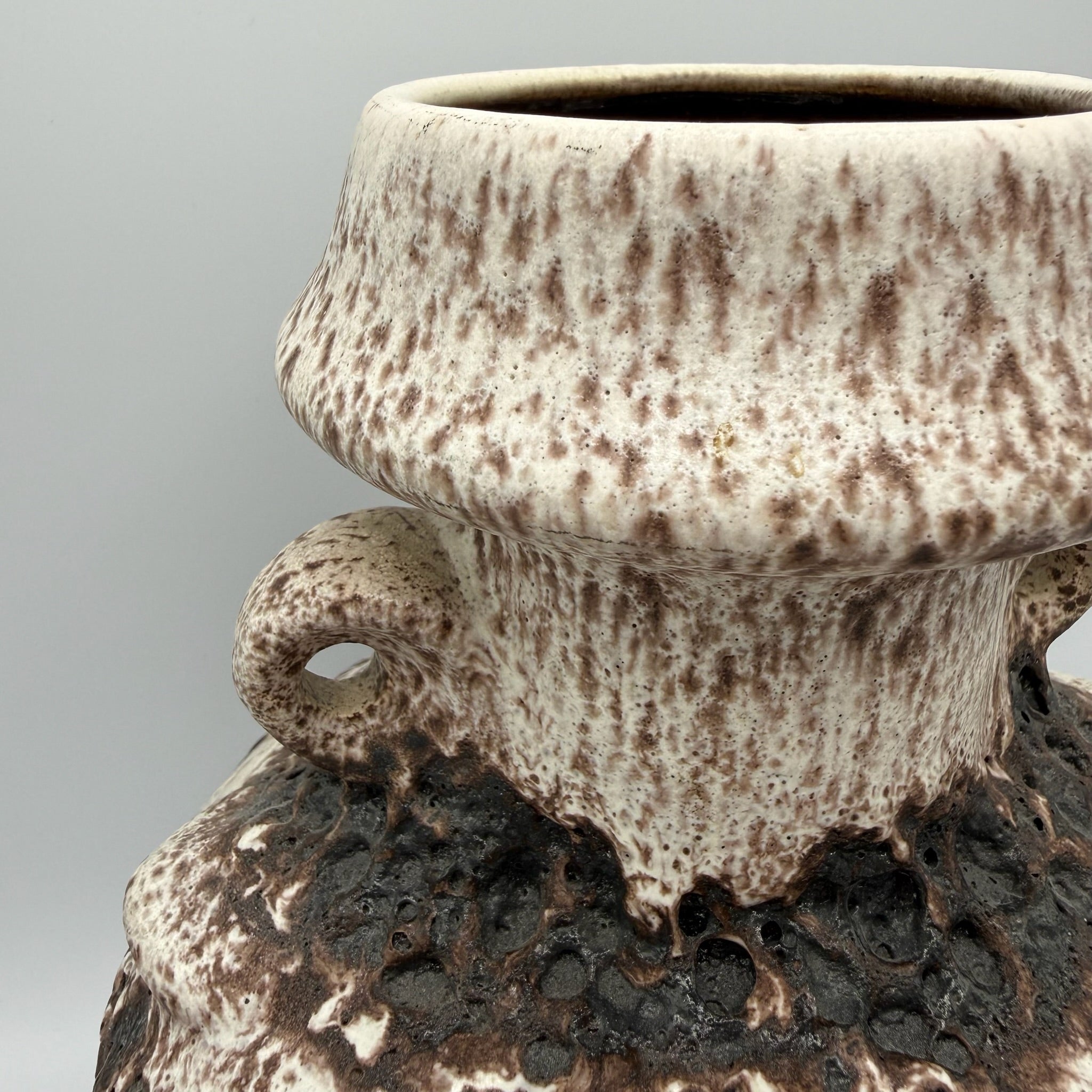 Dümler & Breiden Fat Lava Vase I Modell 123/25 I Henkelvase Brutalist I Beige Braun I 60er 70er I 25 cm Dümler & Breitner