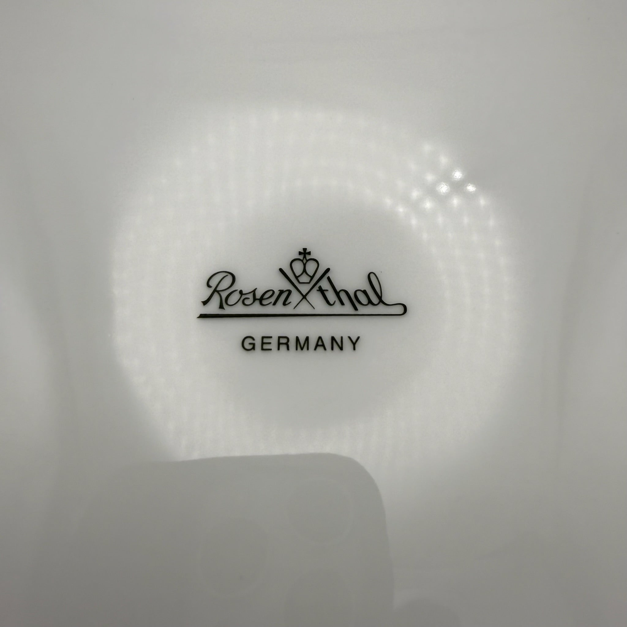Rosenthal Germany quadratischer Teller 22 cm Golddekor Gitterdekor Porzellan Showroom Ansbach