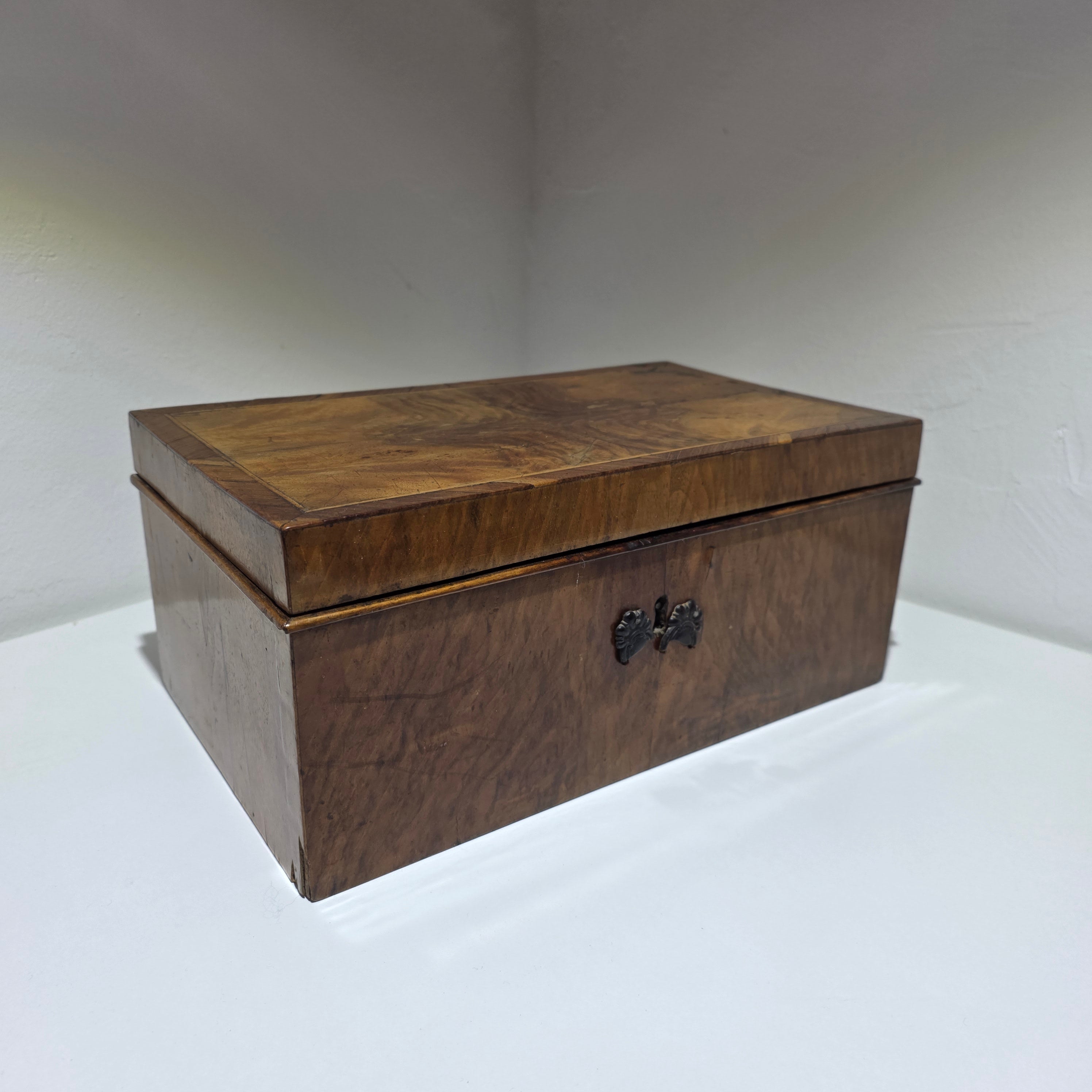 Antike Nähschatulle Holz Kassette um 1880 mit Einsatz Inschrift Schmuckkästchen Showroom Ansbach