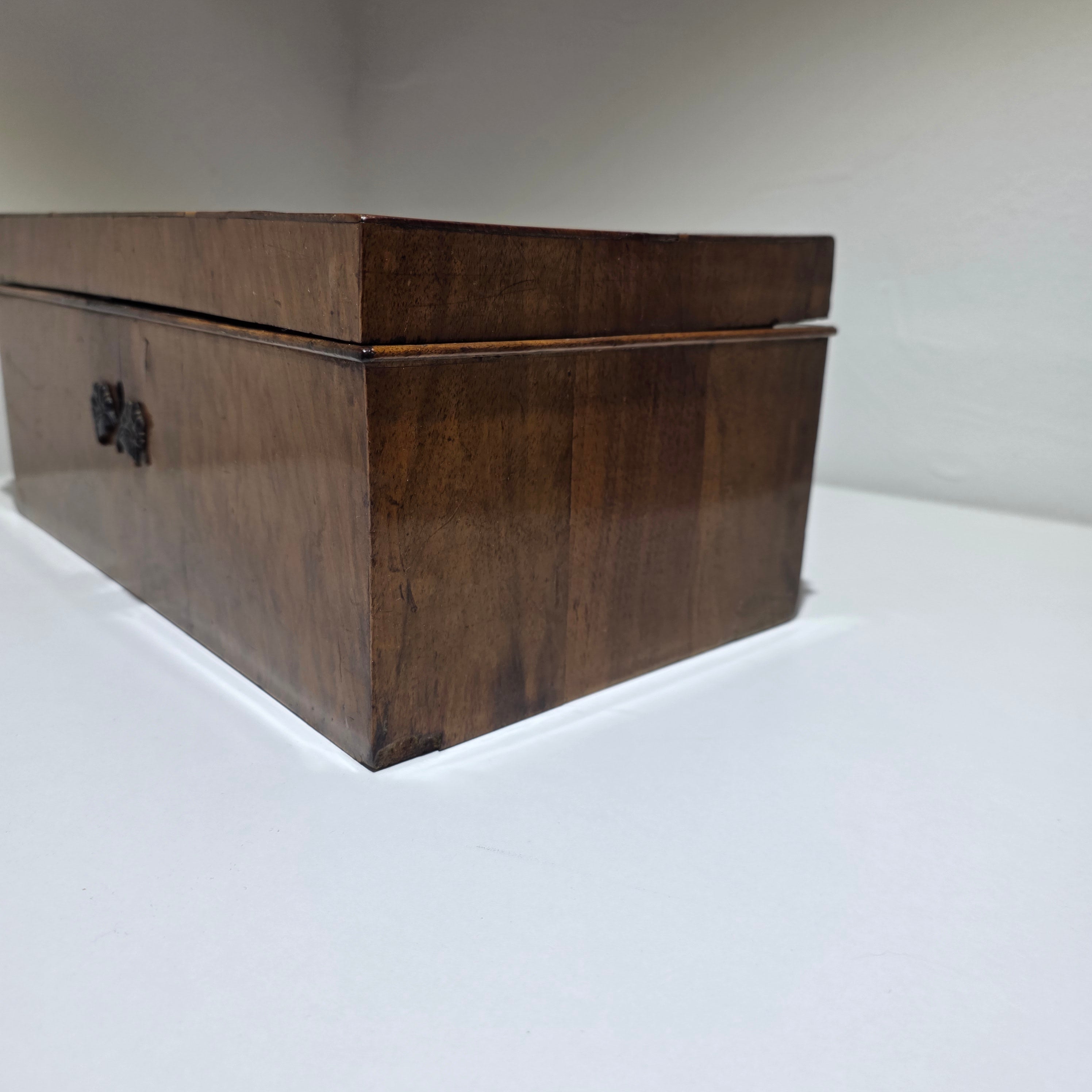 Antike Nähschatulle Holz Kassette um 1880 mit Einsatz Inschrift Schmuckkästchen Showroom Ansbach