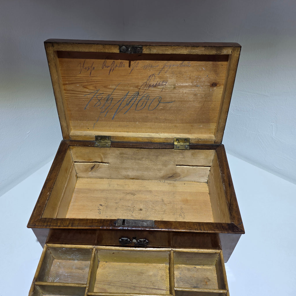 Antike Nähschatulle Holz Kassette um 1880 mit Einsatz Inschrift Schmuckkästchen Showroom Ansbach