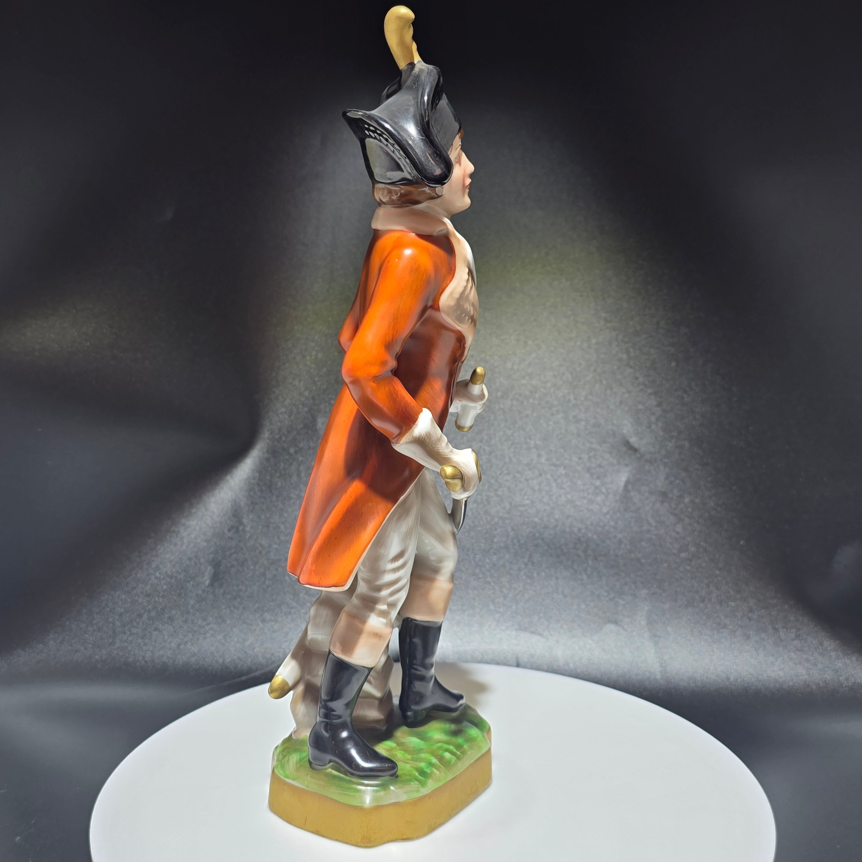 Ernst Bohne & Söhne Rudolstadt zugeschrieben I Napoleon Offizier I Porzellanfigur 27,5 cm Showroom Ansbach