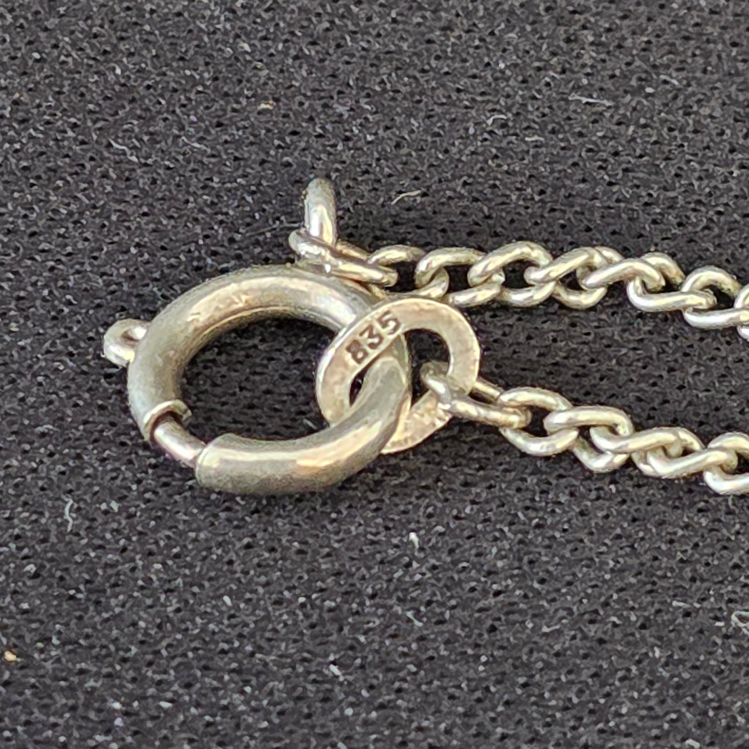 835 Silber Halskette mit großem grünem Stein Anhänger Art Déco Stil 61 cm 9 g Showroom Ansbach