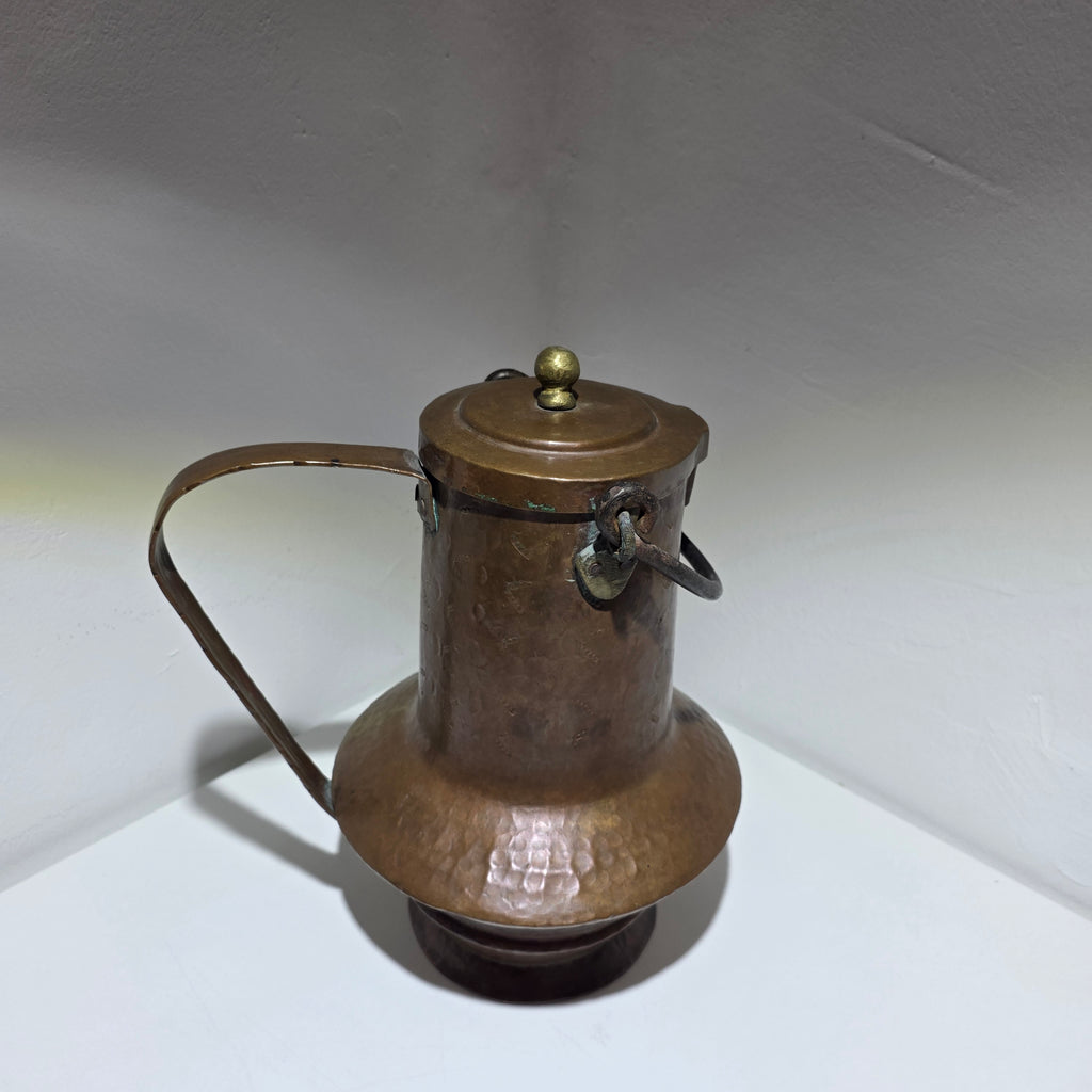 Antiker Kupfer Wasserkrug handgehämmert mit Deckel 32 cm Showroom Ansbach