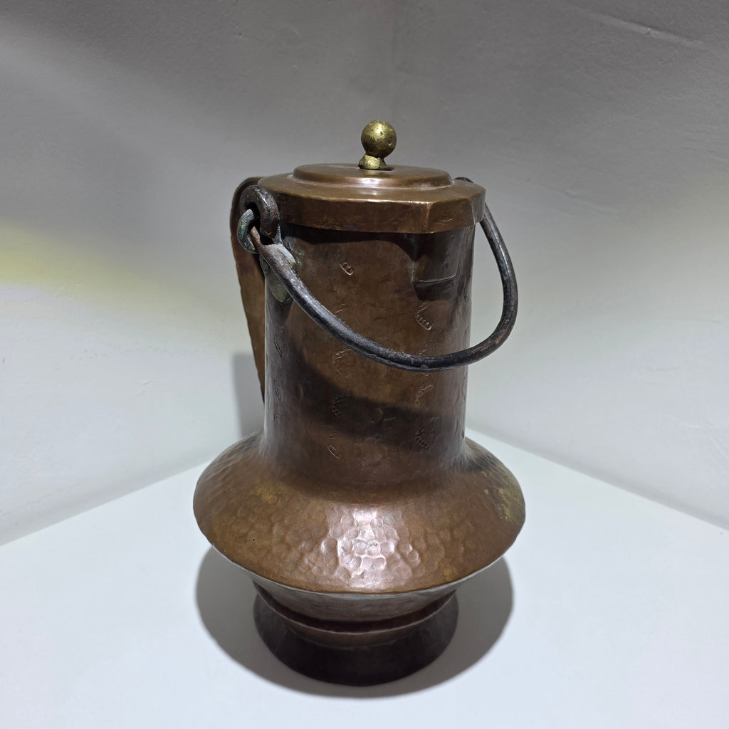 Antiker Kupfer Wasserkrug handgehämmert mit Deckel 32 cm Showroom Ansbach