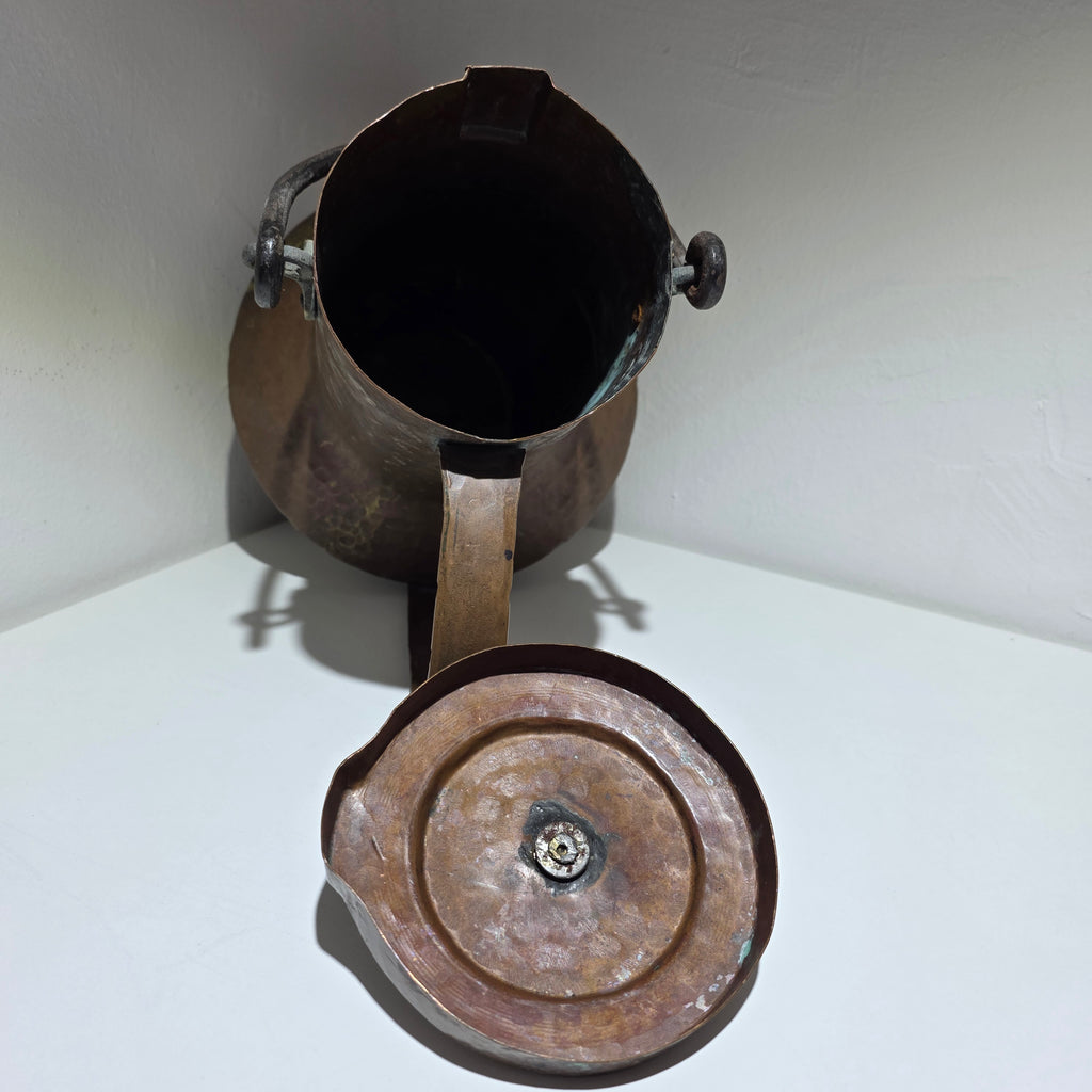 Antiker Kupfer Wasserkrug handgehämmert mit Deckel 32 cm Showroom Ansbach