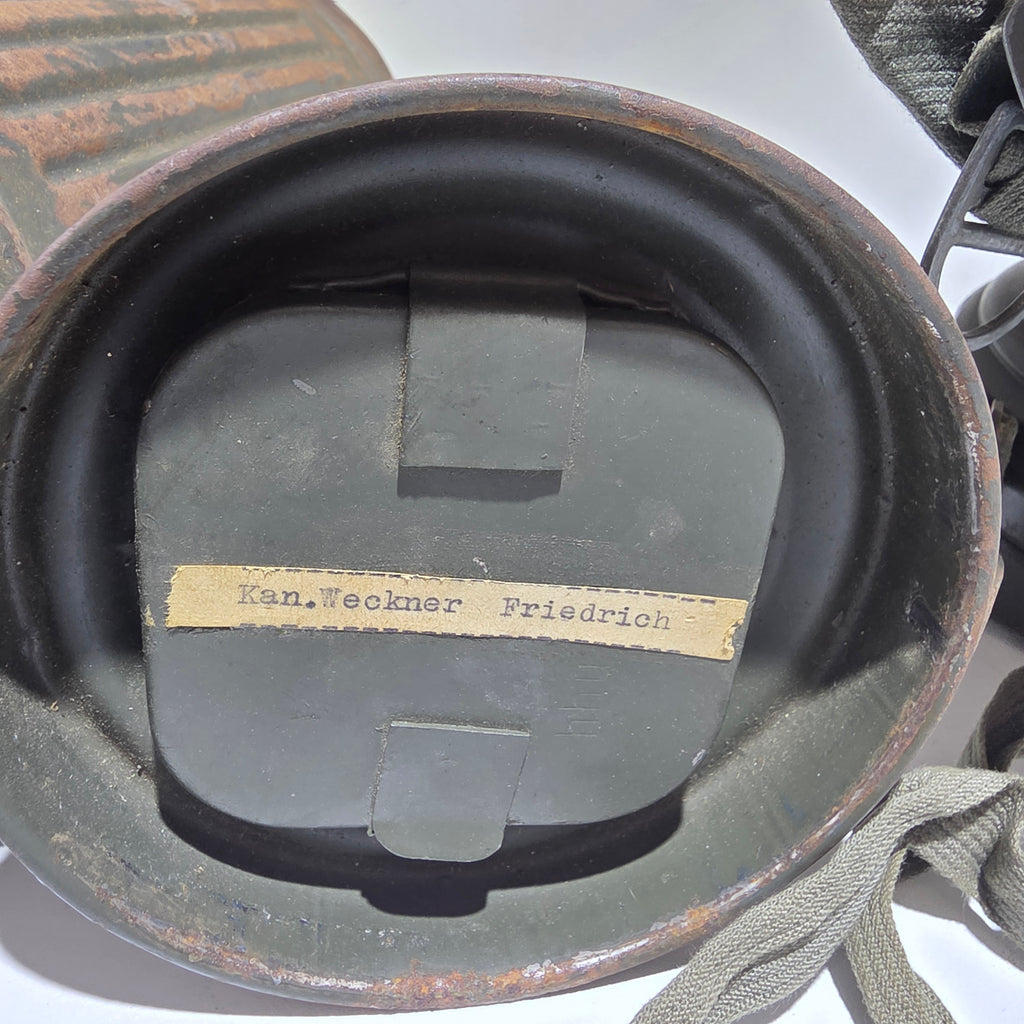 Wehrmacht Gasmaske 2. WK mit Gasmaskendose Filter Klarscheiben Showroom Ansbach