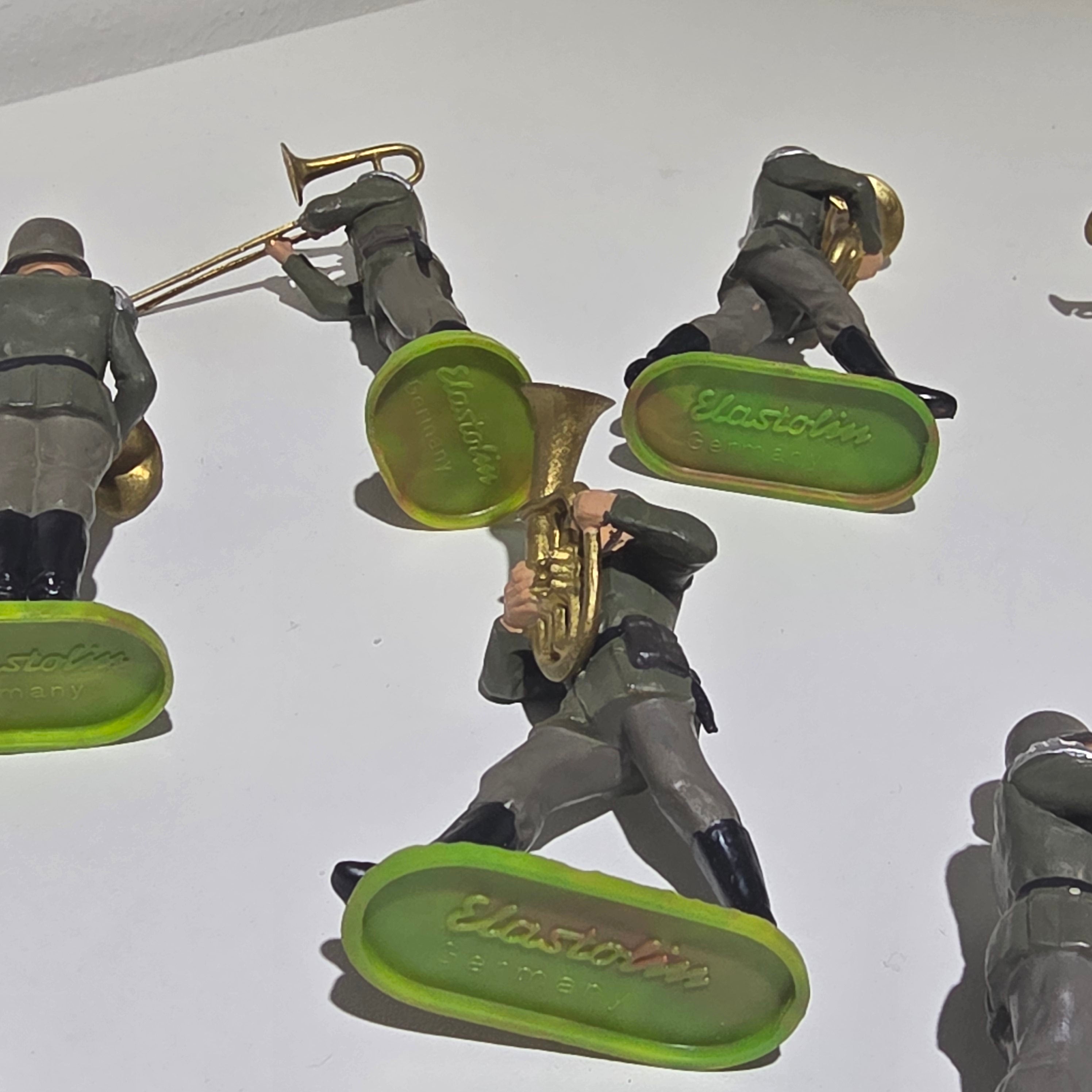Elastolin Germany Militärkapelle – 14 Figuren – Musikzug mit Schellenbaum und Stabführer Showroom Ansbach