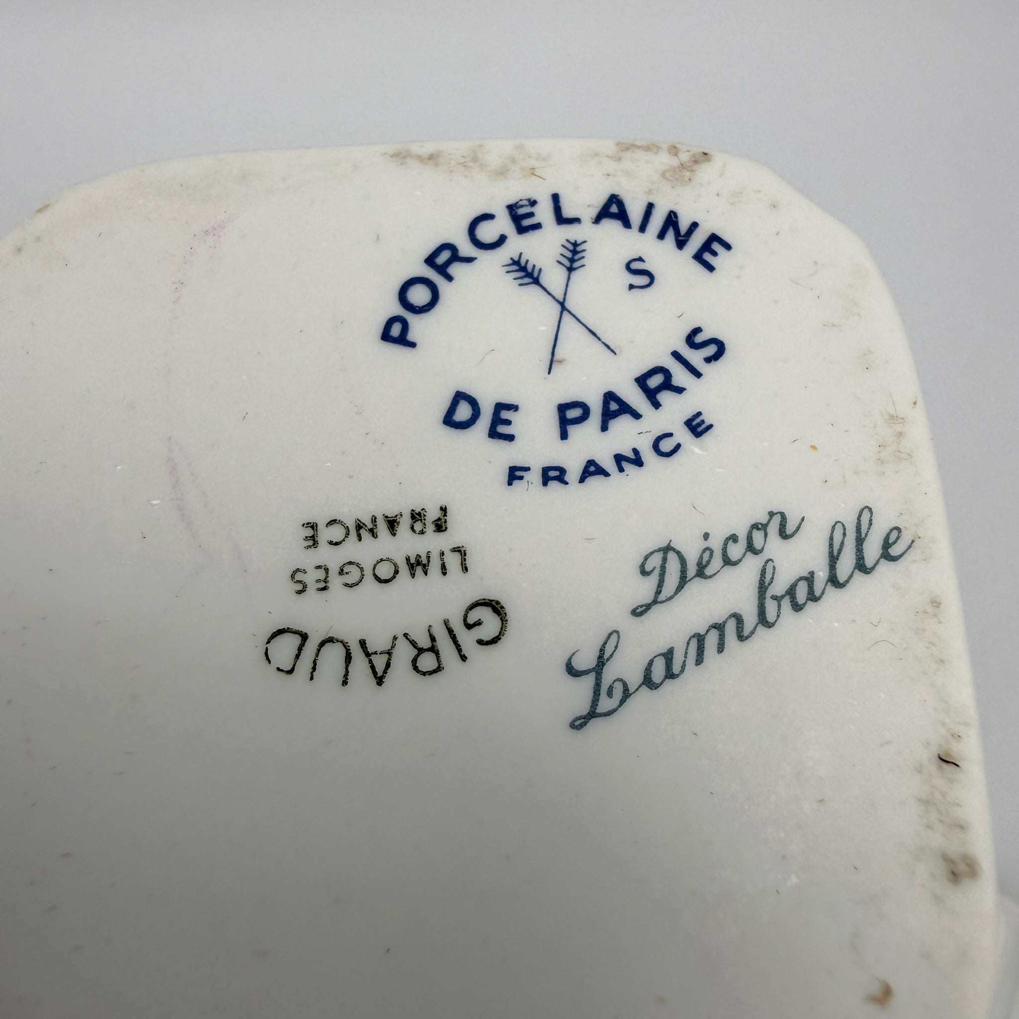 3tlg Porcelaine de Paris Badezimmer Set I Dekor Lamballe Schwanen-Motiv I Flakons & Deckeldose Frankreich 1970er Porcelaine de Paris