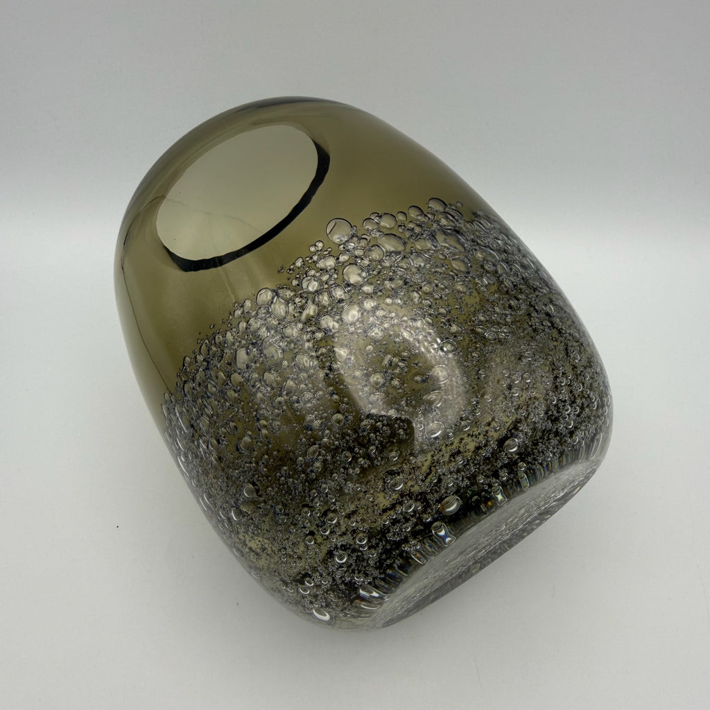 Schwere Kunstglas Vase 15 cm I Rauchglas mit dichten Lufteinschlüssen I Mid-Century Schaumglas Vintage Showroom Ansbach