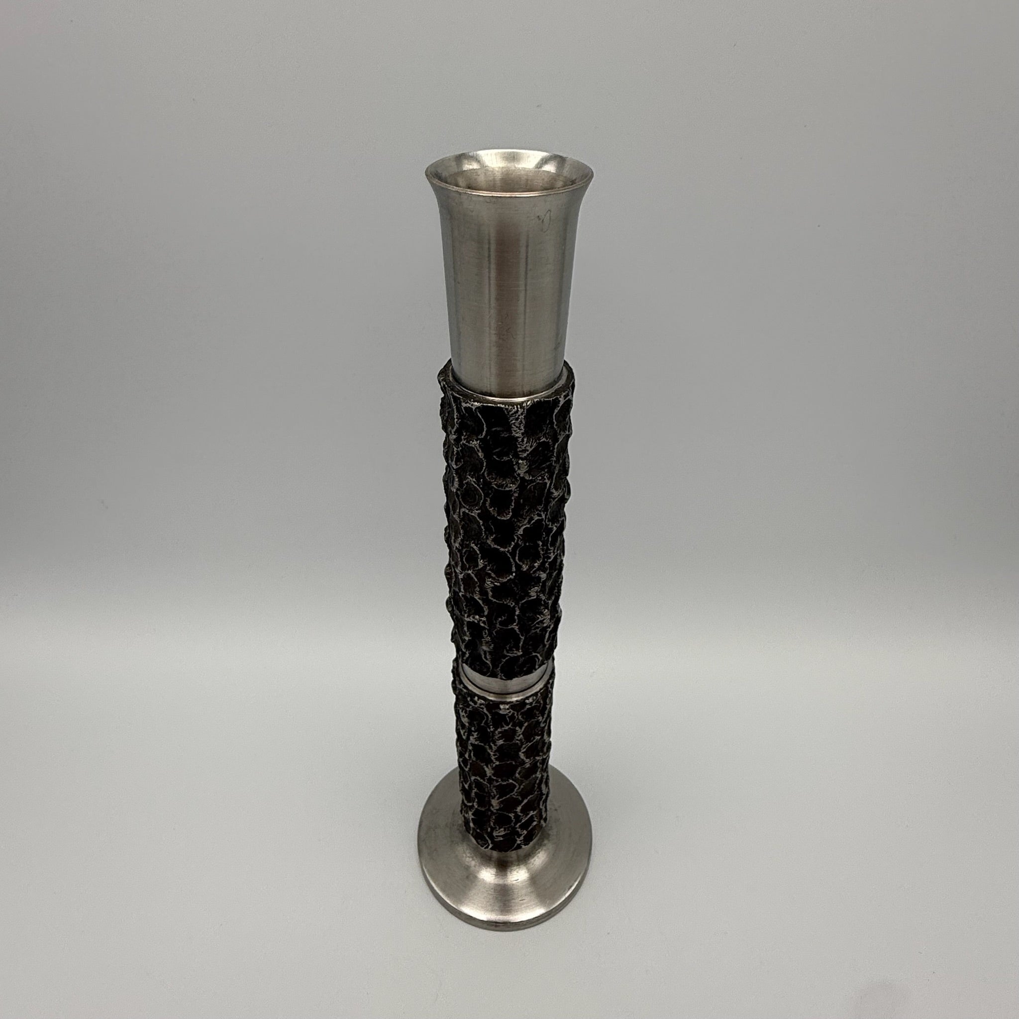 BMF Brutalist Solitär Vase I Rinden Struktur & Patina I Comet Stil 1970er I Space Age Metall Kunst I 22 cm BMF