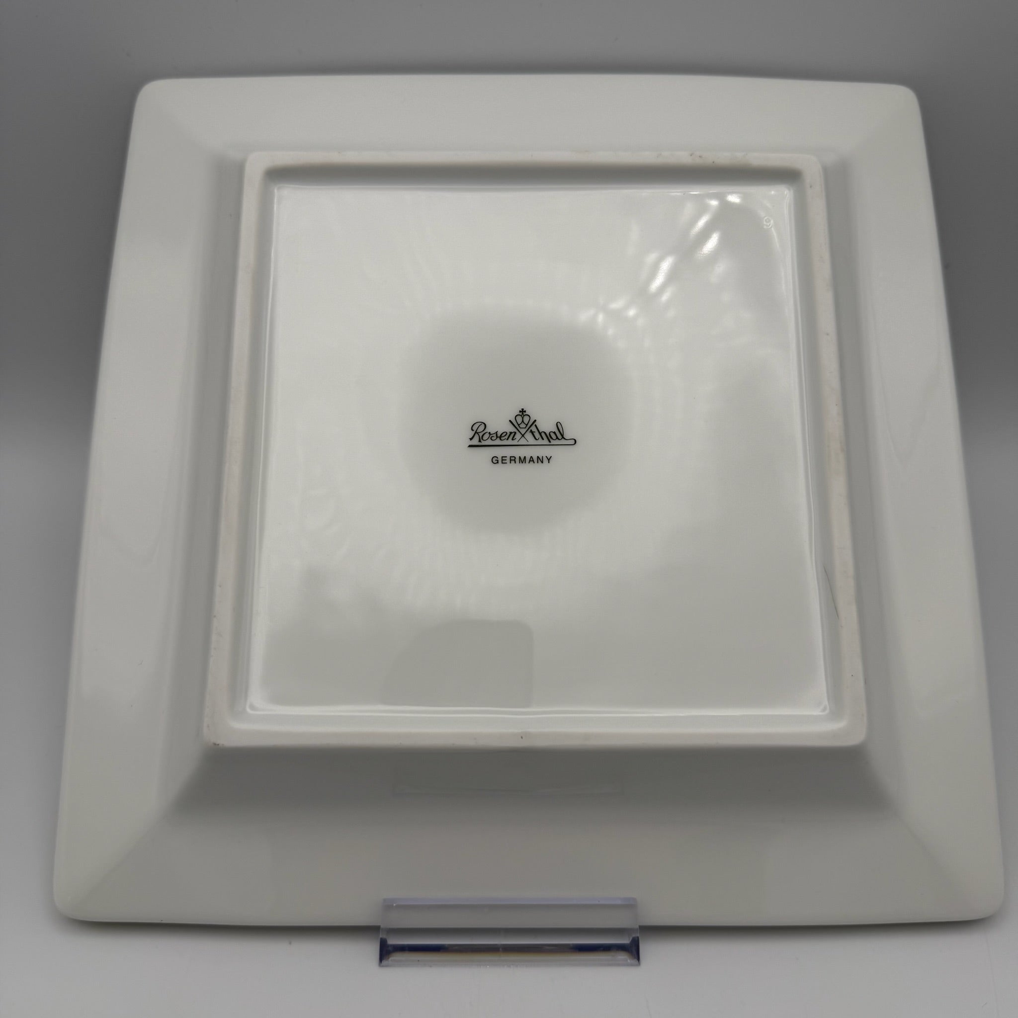 Rosenthal Germany quadratischer Teller 22 cm Golddekor Gitterdekor Porzellan Showroom Ansbach