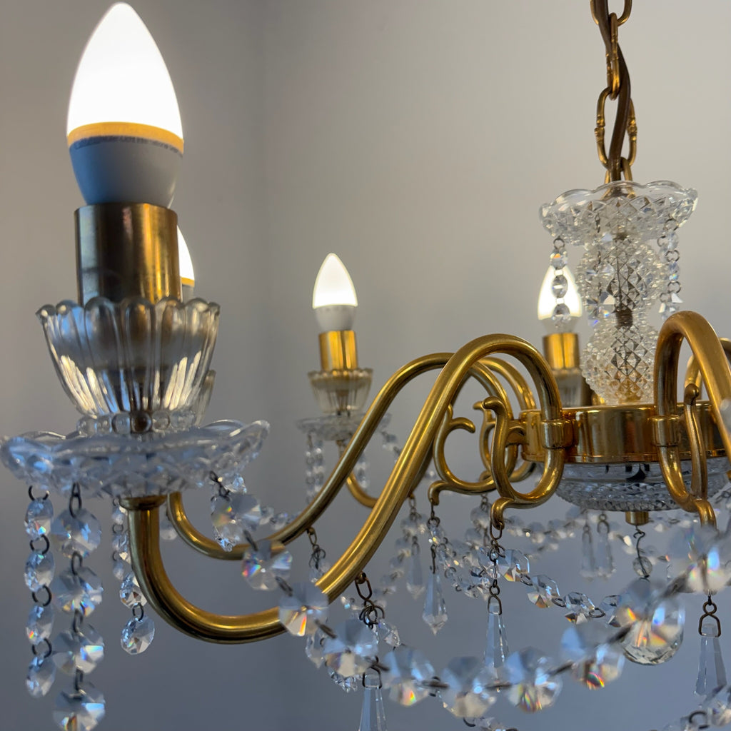 Prachtvoller 8-flammiger Kristall-Kronleuchter um 1960 I 14 Karat Echtgold-Vergoldung I Schweres Bleikristall Prunk-Chandelier 74 cm Showroom Ansbach