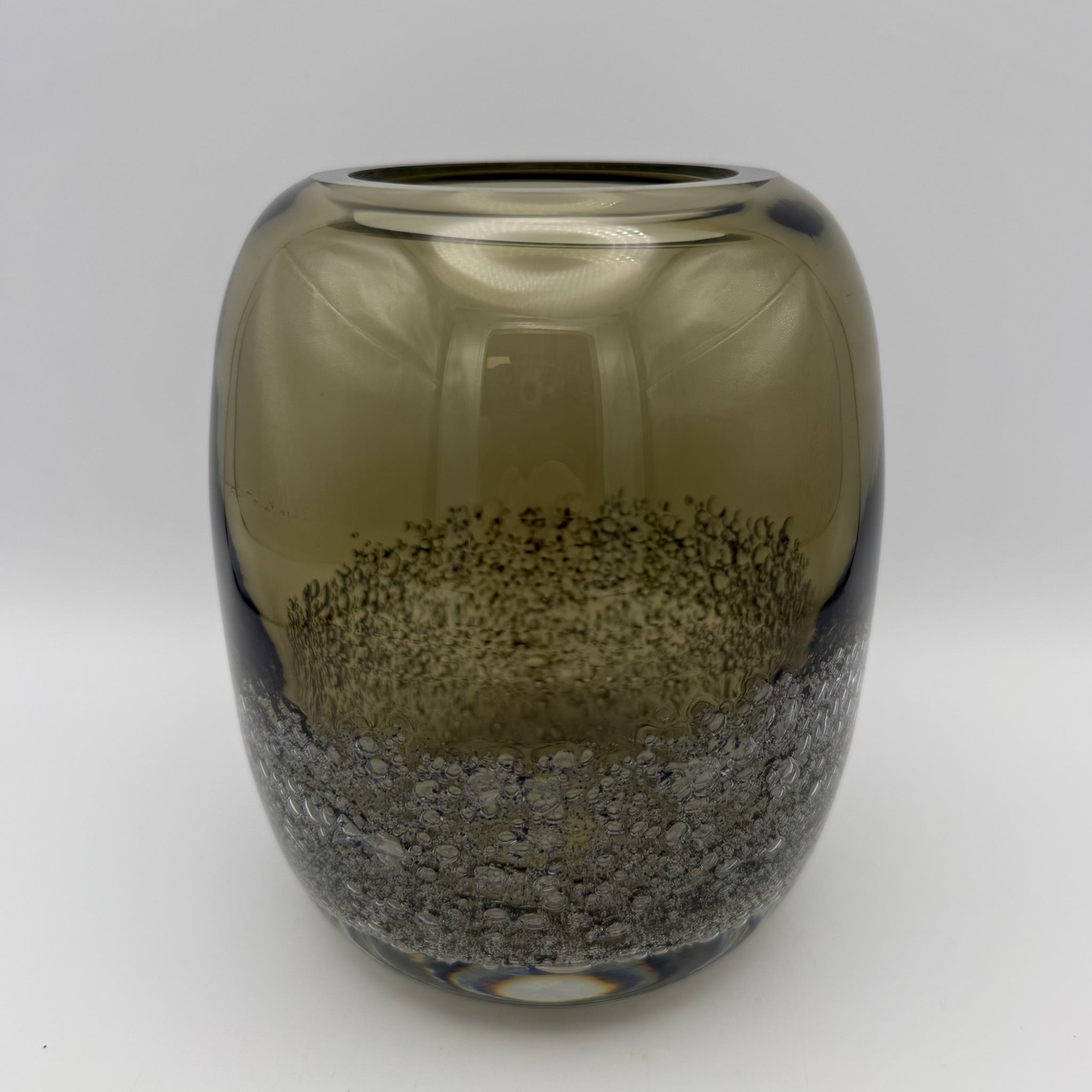 Schwere Kunstglas Vase 15 cm I Rauchglas mit dichten Lufteinschlüssen I Mid-Century Schaumglas Vintage Showroom Ansbach