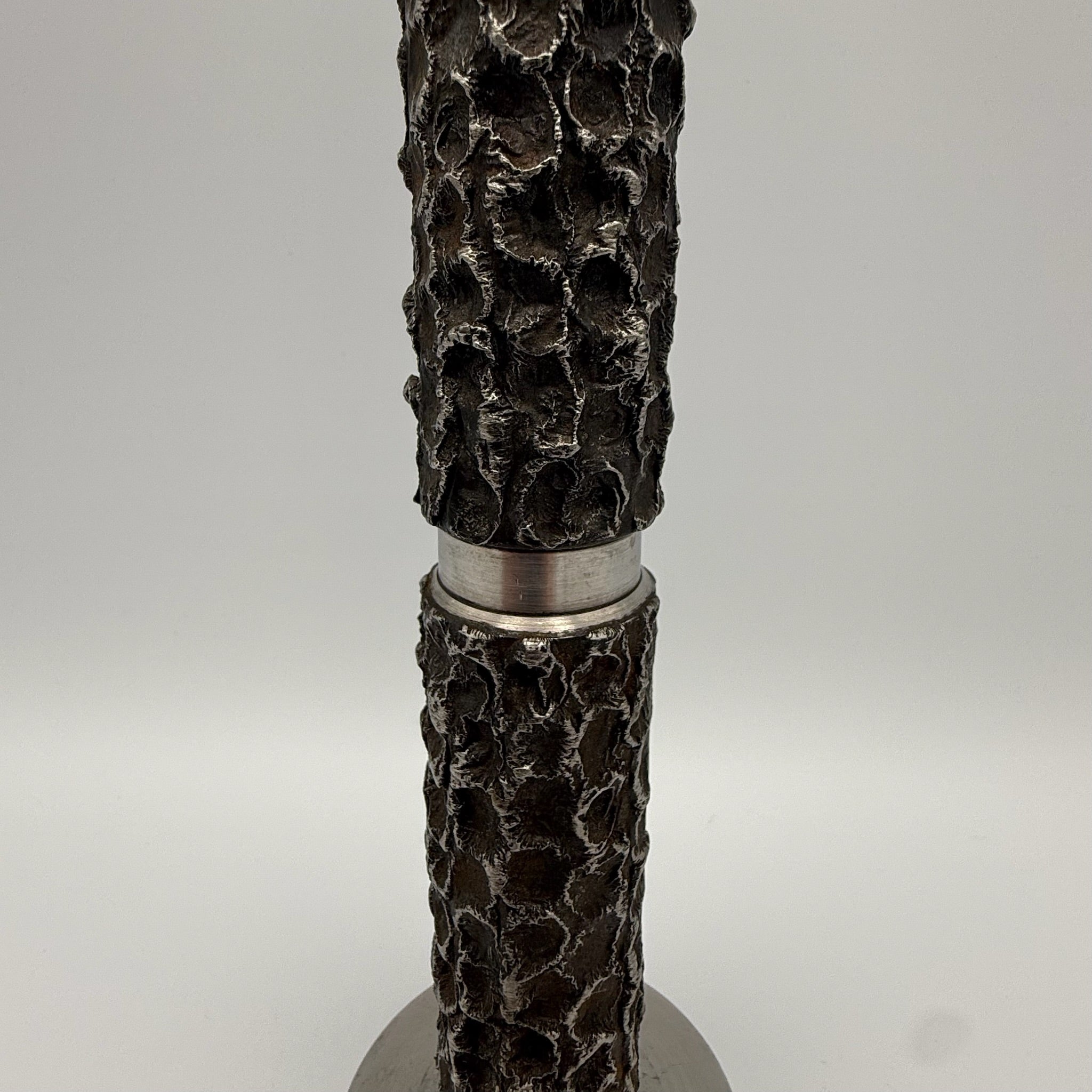 BMF Brutalist Solitär Vase I Rinden Struktur & Patina I Comet Stil 1970er I Space Age Metall Kunst I 22 cm BMF