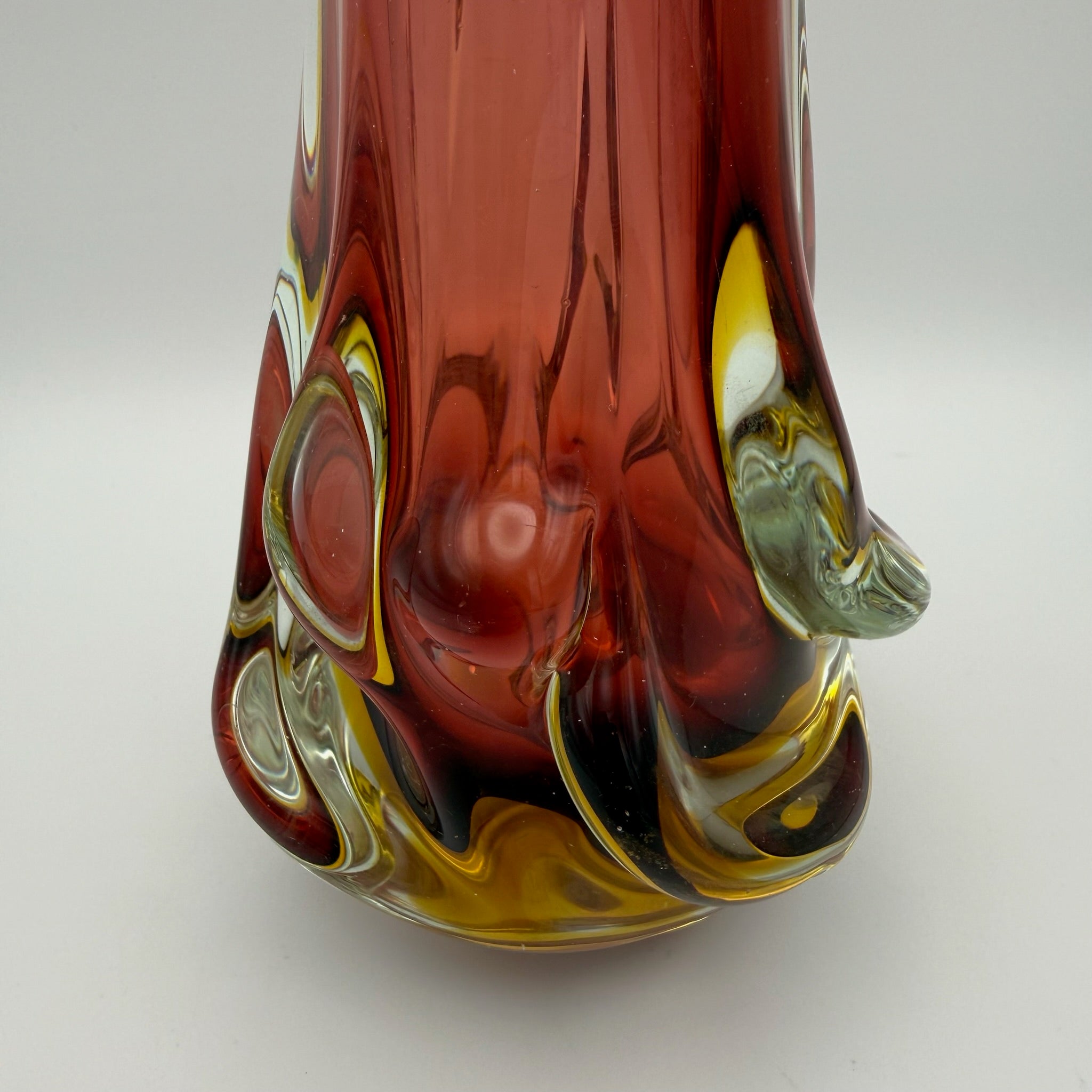 Vintage Murano Stil Glas Vase Rot Gelb Handgeformt Wellenrand Kunstglas 70er Showroom Ansbach