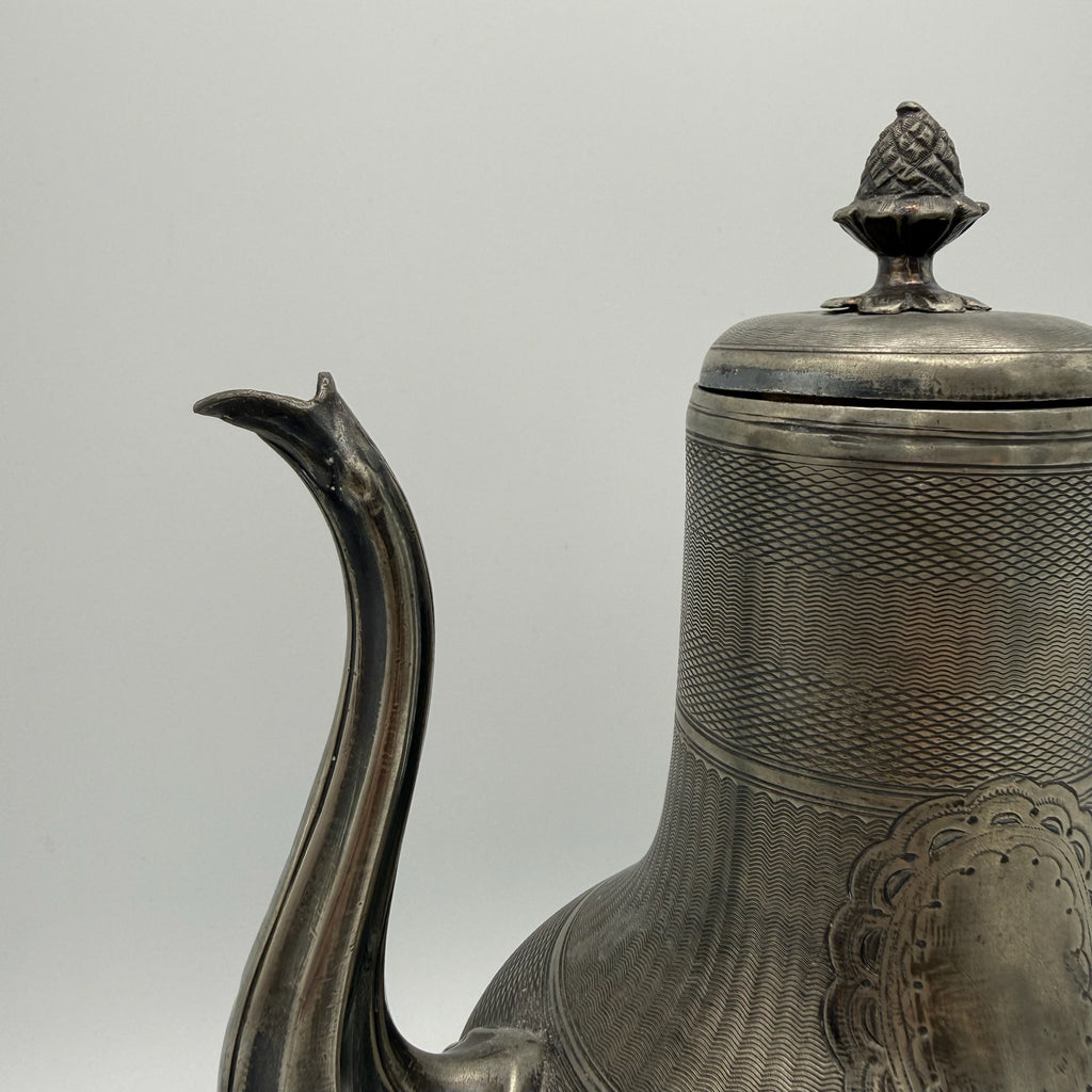 Antikes Prunk Set Teekanne & Zuckerdose I Grands Magasins du Louvre Paris I Versilbert um 1900 I Französischer Historismus Grands Magasins du Louvre, Rue de Marengo, Paris