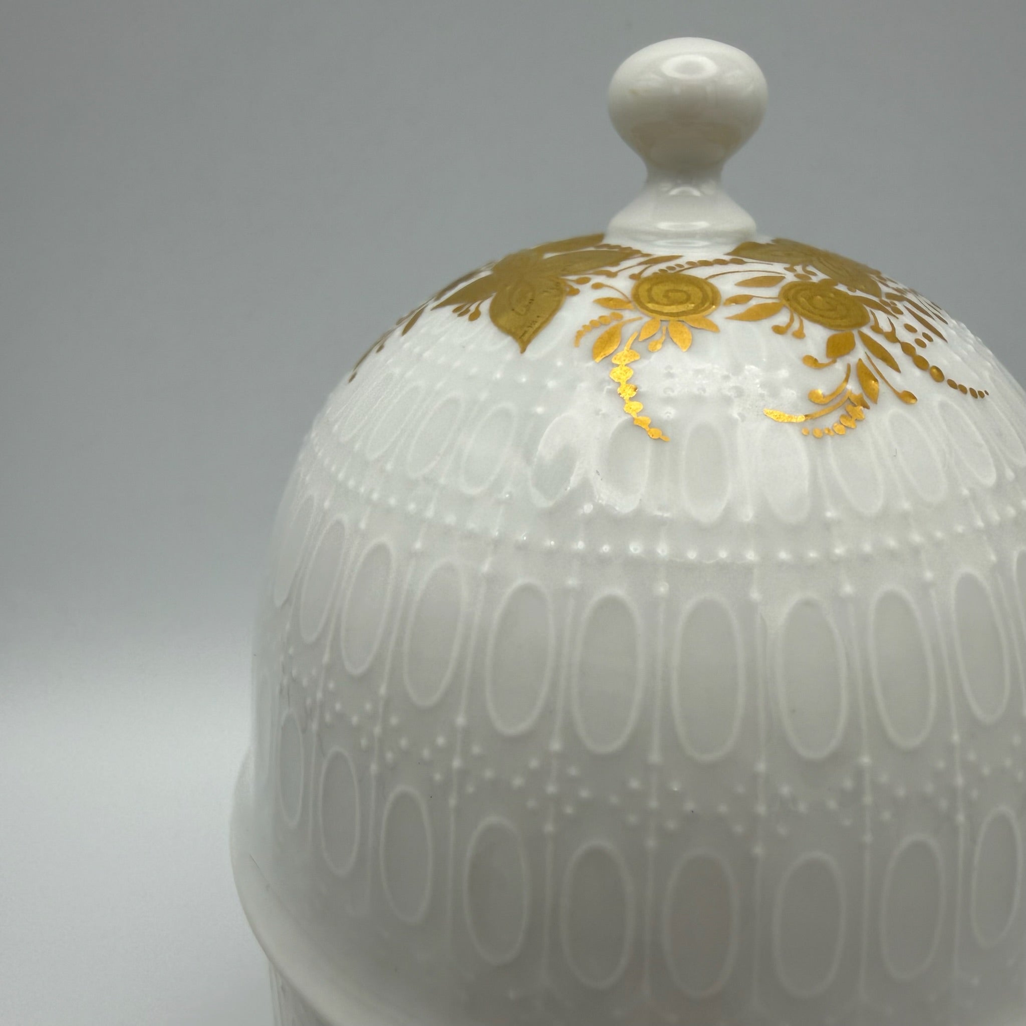 Rosenthal Deckeldose Romanze in Gold I Design Bjørn Wiinblad I studio-linie Zuckerdose I Vintage 15 cm Rosenthal