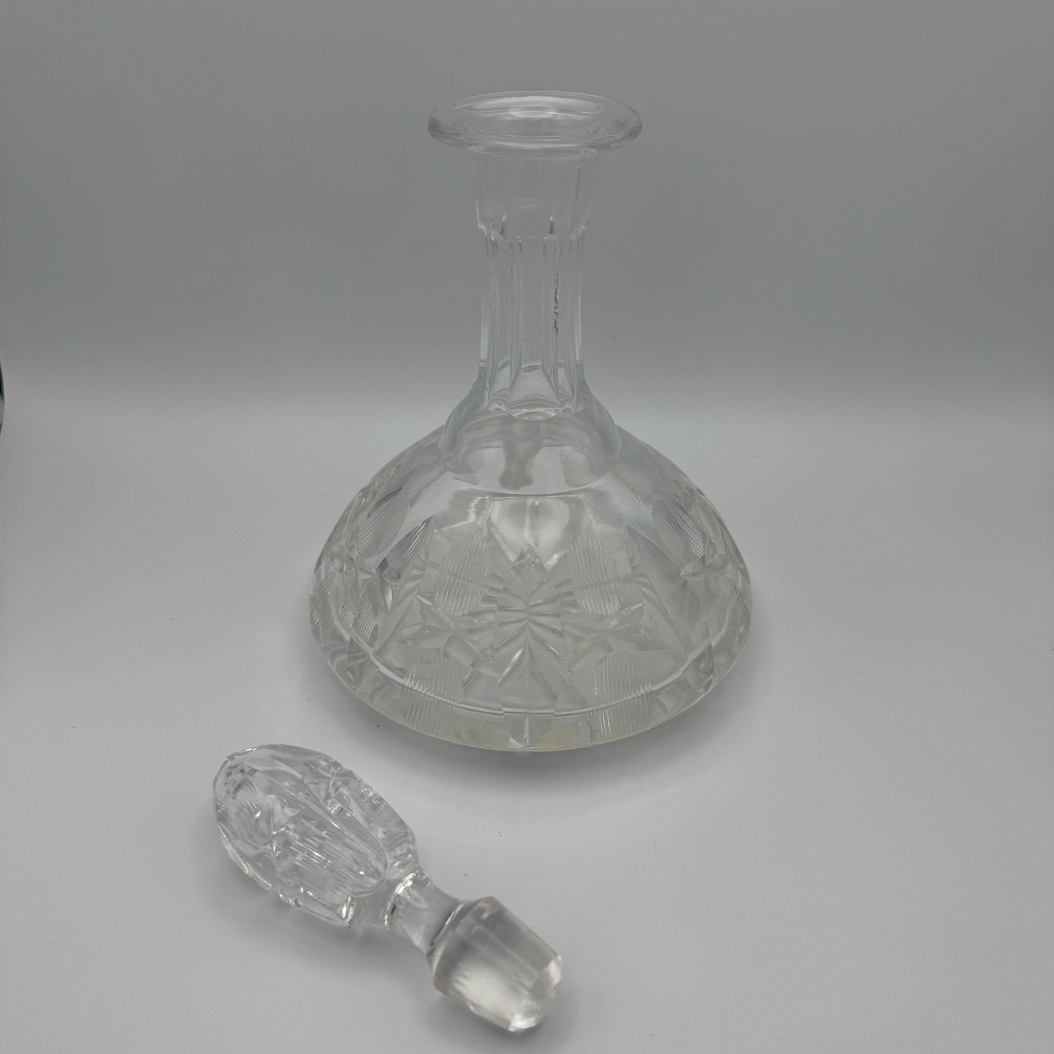 Schwere Vintage Glas Karaffe mit Kugelverschluss Flache Form Eisboden 25cm 1088g Showroom Ansbach