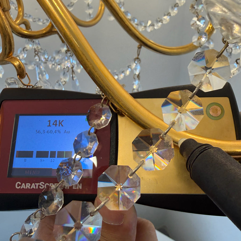 Prachtvoller 8-flammiger Kristall-Kronleuchter um 1960 I 14 Karat Echtgold-Vergoldung I Schweres Bleikristall Prunk-Chandelier 74 cm Showroom Ansbach