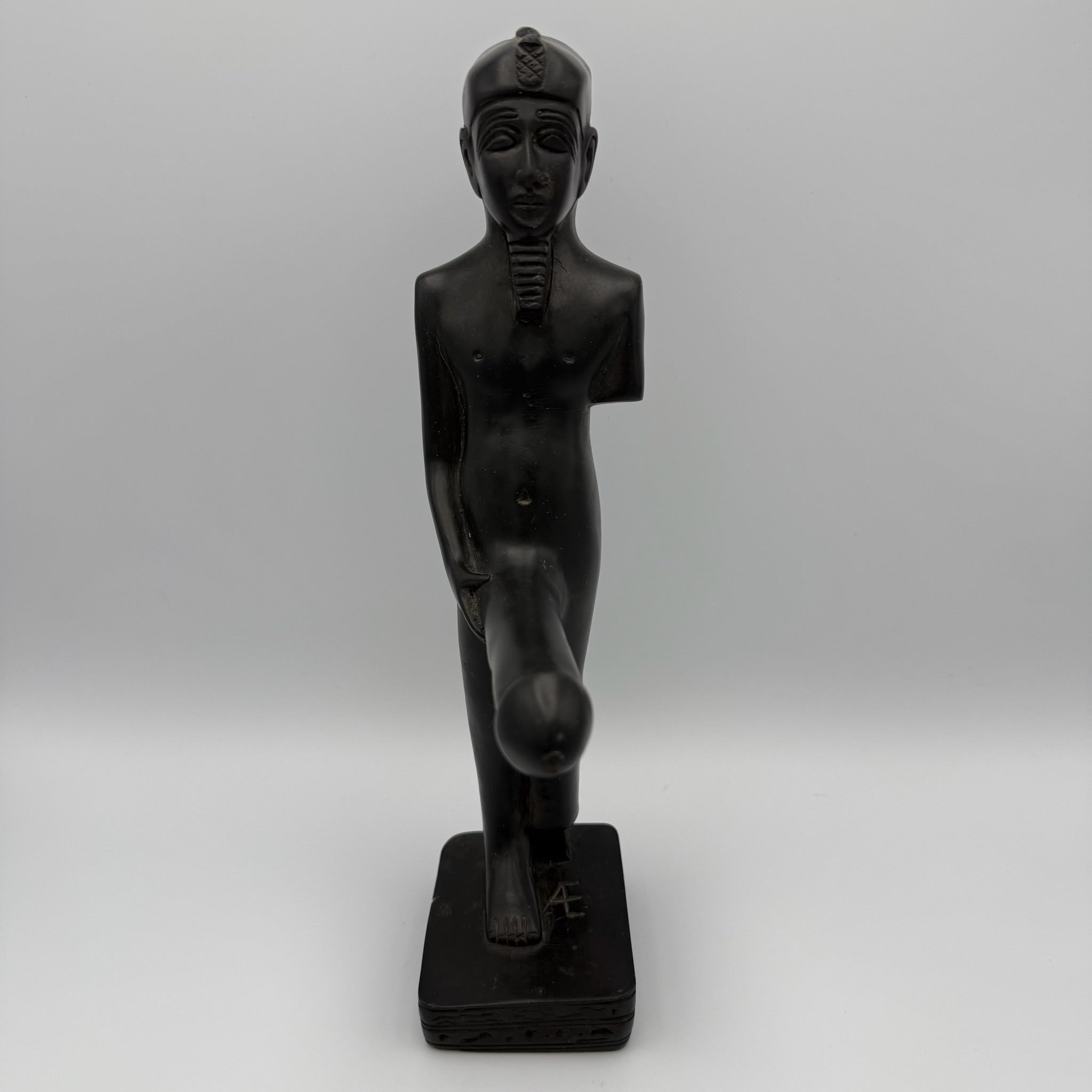 Ägyptische Min Statue I Fruchtbarkeitsgott I Ithyphallisch I Replik Handarbeit I 25,6 cm Showroom Ansbach