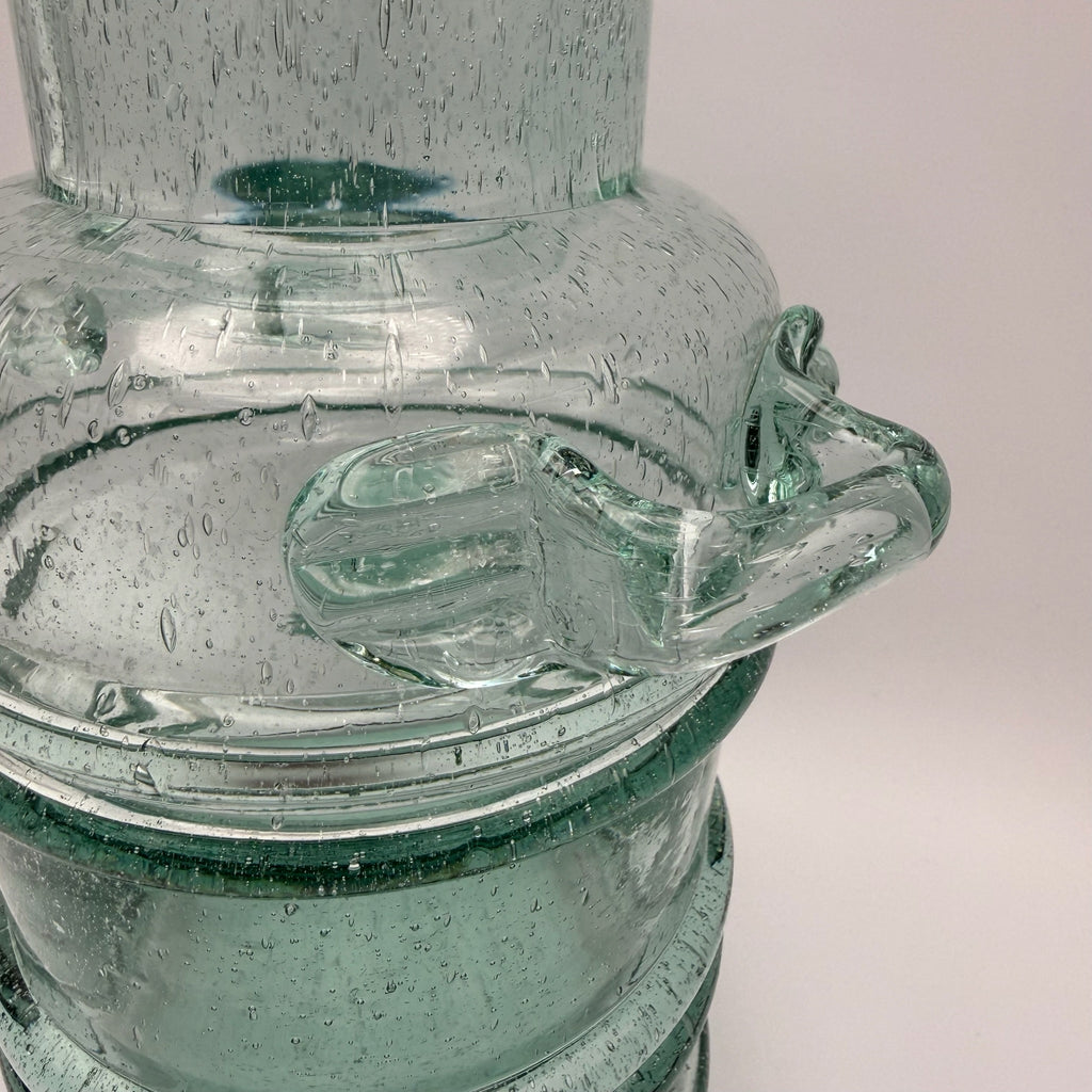 Schwere Vintage Glasvase mit 2 Henkeln I Mundgeblasen I Amphorenform Mid-Century Kunstglas I Makellos 21 cm Showroom Ansbach