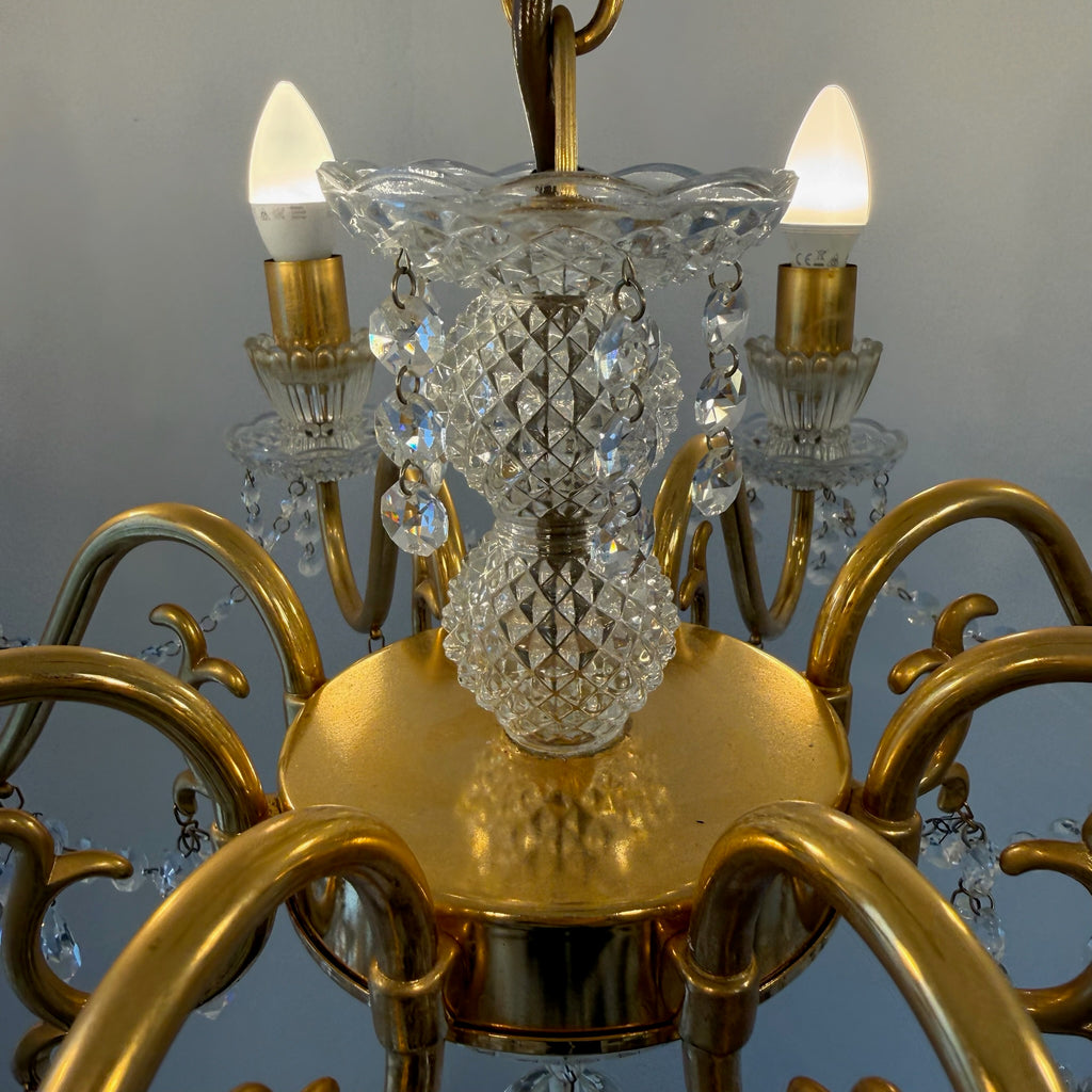 Prachtvoller 8-flammiger Kristall-Kronleuchter um 1960 I 14 Karat Echtgold-Vergoldung I Schweres Bleikristall Prunk-Chandelier 74 cm Showroom Ansbach