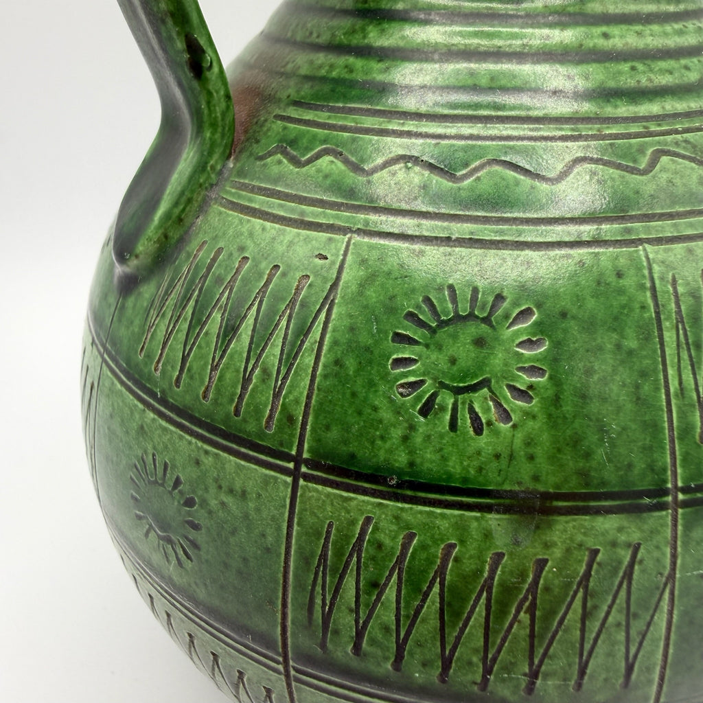 Wilhelm Kagel Garmisch I Studio Keramik Vase I Sgraffito Ritzdekor Grün I 50er Jahre I 17 cm Showroom Ansbach
