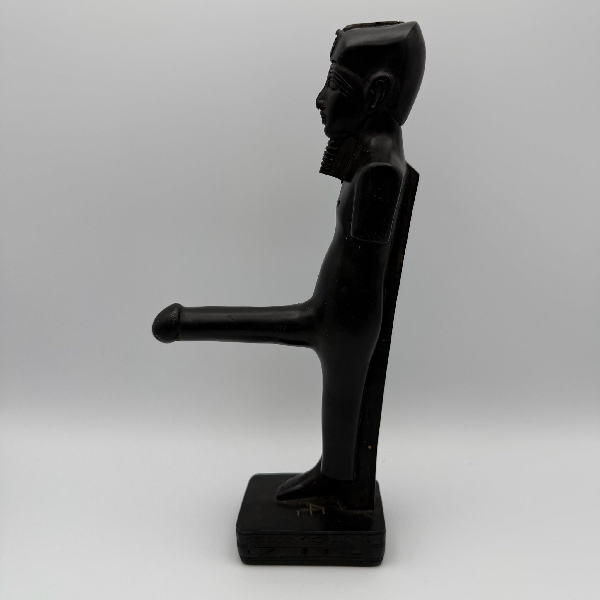 Ägyptische Min Statue I Fruchtbarkeitsgott I Ithyphallisch I Replik Handarbeit I 25,6 cm Showroom Ansbach