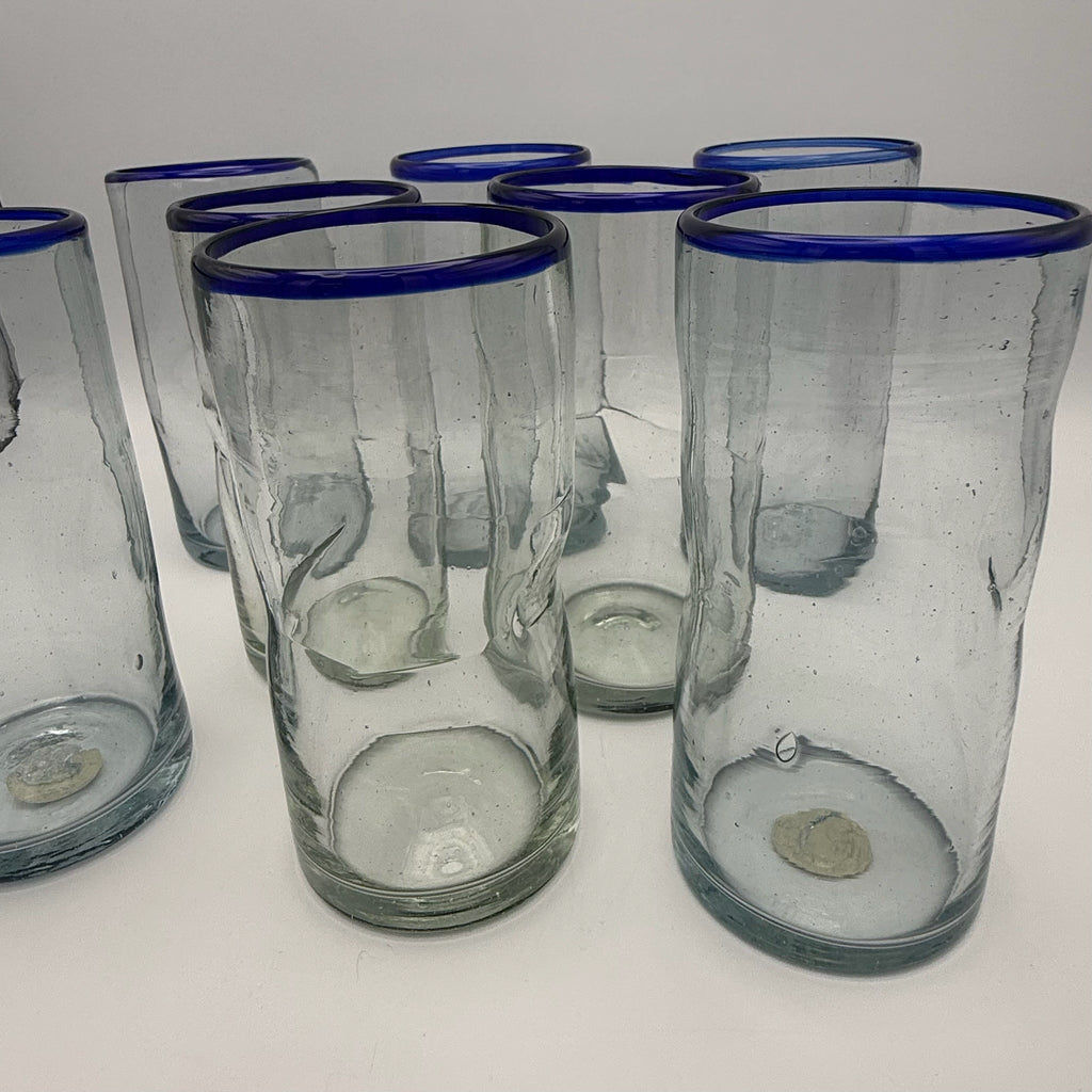8er Set Vintage Wassergläser I Mundgeblasen Handarbeit I Blasen Glas Biot Stil I Blauer Rand I 1970er I 12,7 cm Showroom Ansbach