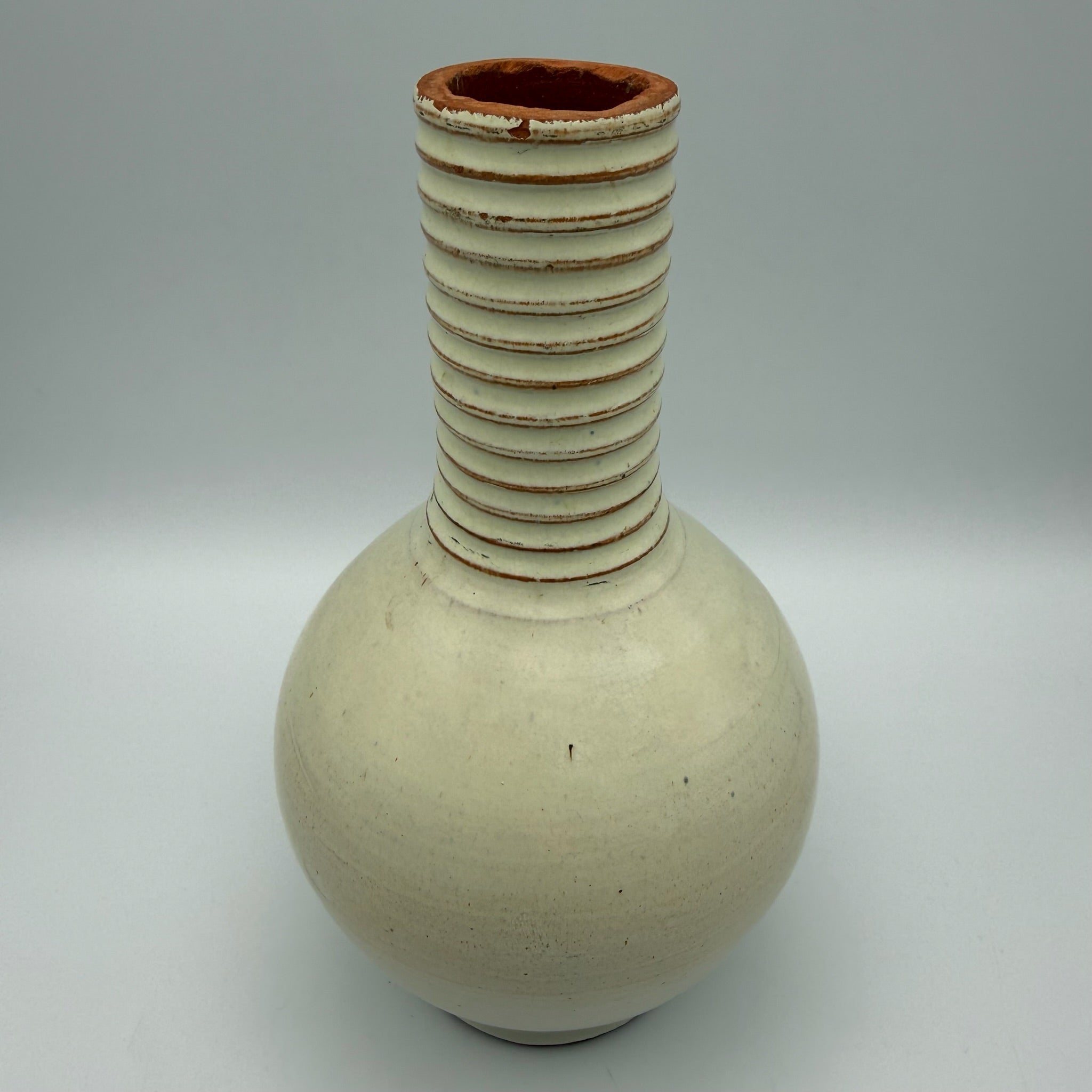 Jürgel Keramik Elstra Studio-Vase I Rillenhals Creme Braun I DDR Kunsthandwerk 1970er I Boho Vintage 19,3 cm Jürgel Keramik