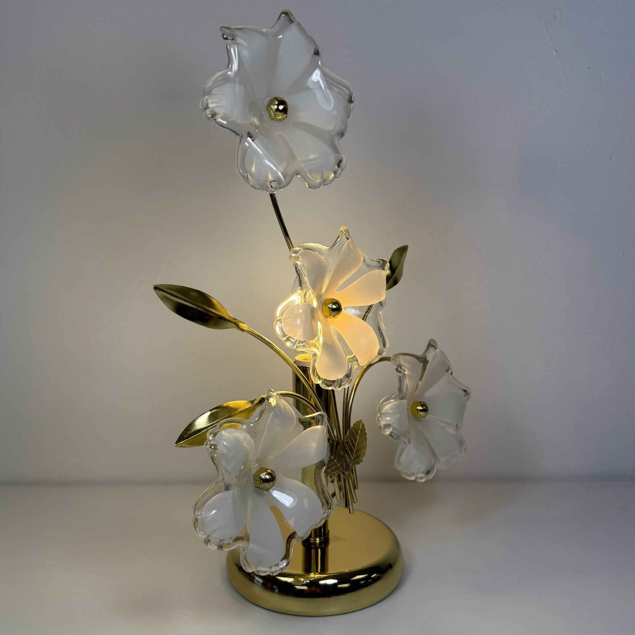 Paul Neuhaus Blüten Tischlampe I Modell 4521-10 I Romantische Florentiner Bouquet Lampe I Chrom & Acryl-Blüten Paul Neuhaus