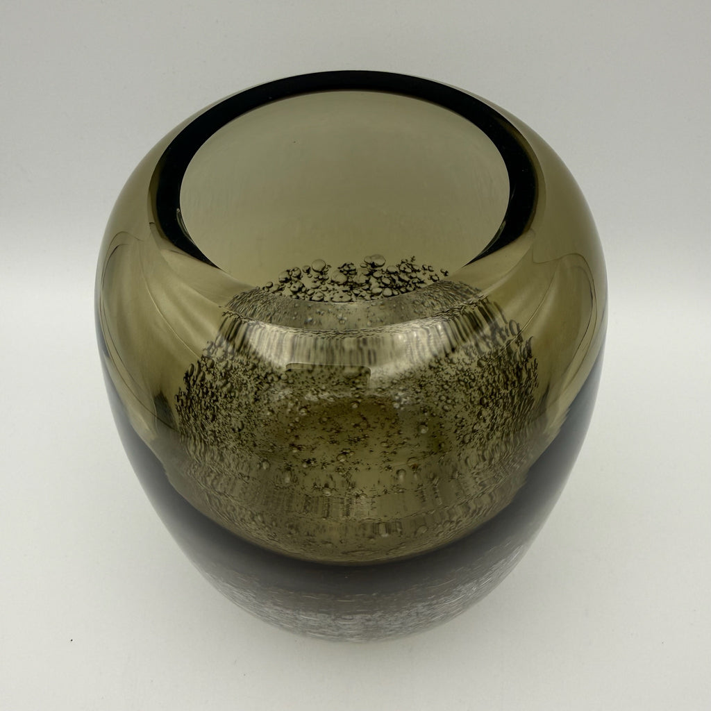 Schwere Kunstglas Vase 15 cm I Rauchglas mit dichten Lufteinschlüssen I Mid-Century Schaumglas Vintage Showroom Ansbach