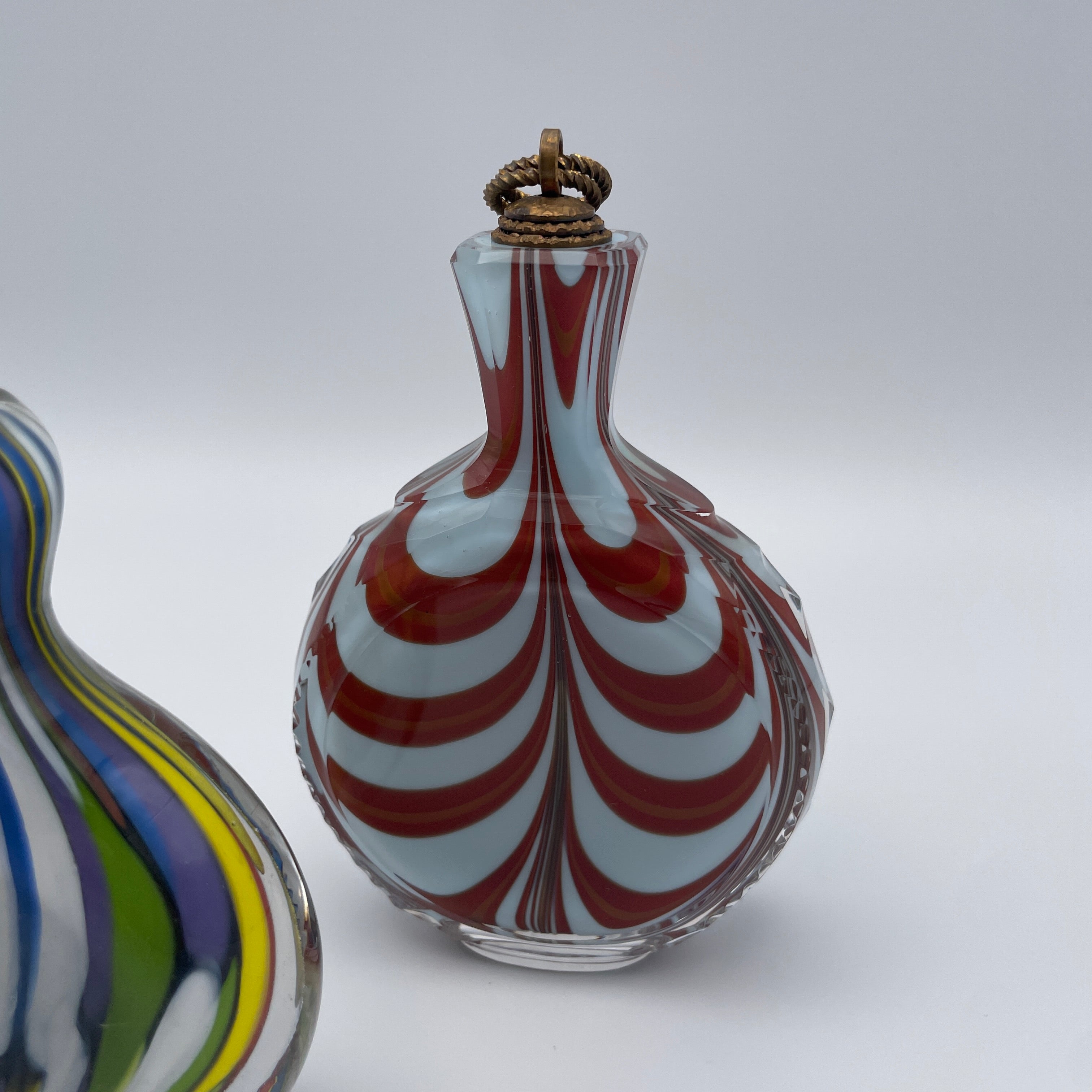 Glasflakon Parfuemflakon 2er Set Murano Stil Bunt Rot Weiss Vintage 1970 Murano