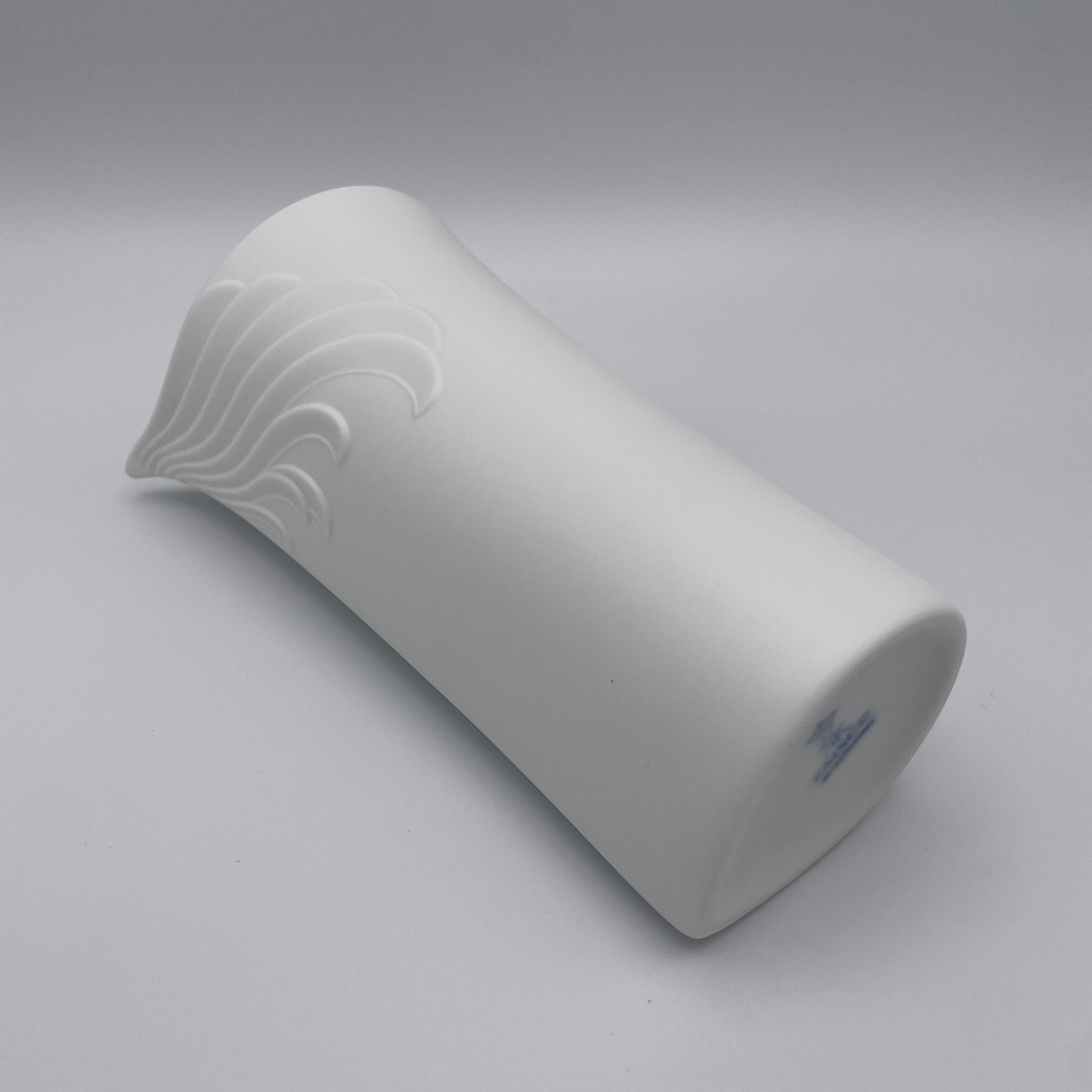 AK Kaiser Porzellan Vase 712 Weiss Relief Flügel Vintage 1970 Op Art AK Kaiser