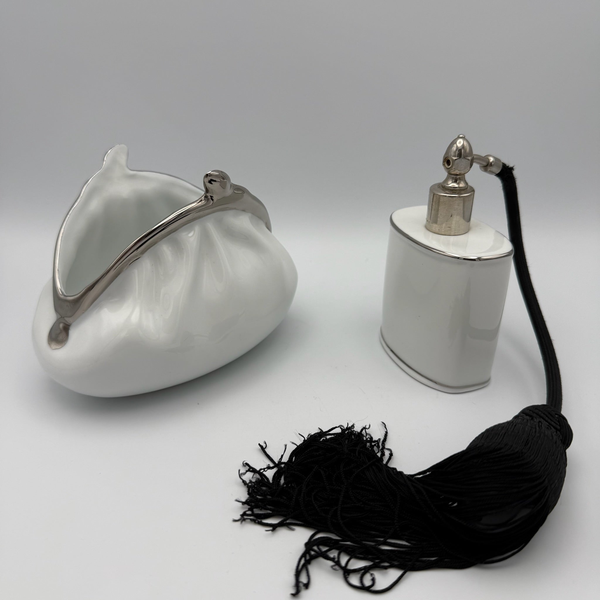 Edles Porzellan Set Inge Kuba decordesign Wiesau Platin 22k Parfümflakon & Tasche Inge Kuba