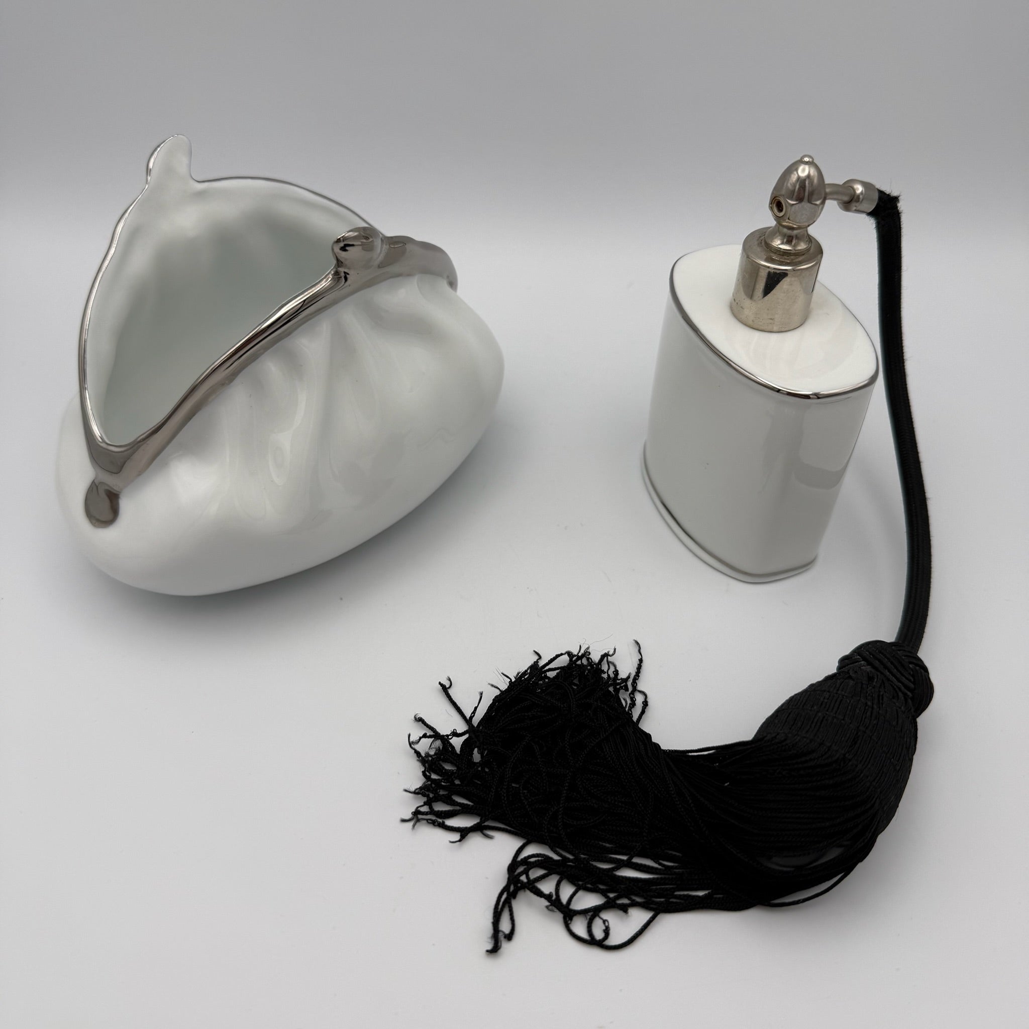 Edles Porzellan Set Inge Kuba decordesign Wiesau Platin 22k Parfümflakon & Tasche Inge Kuba