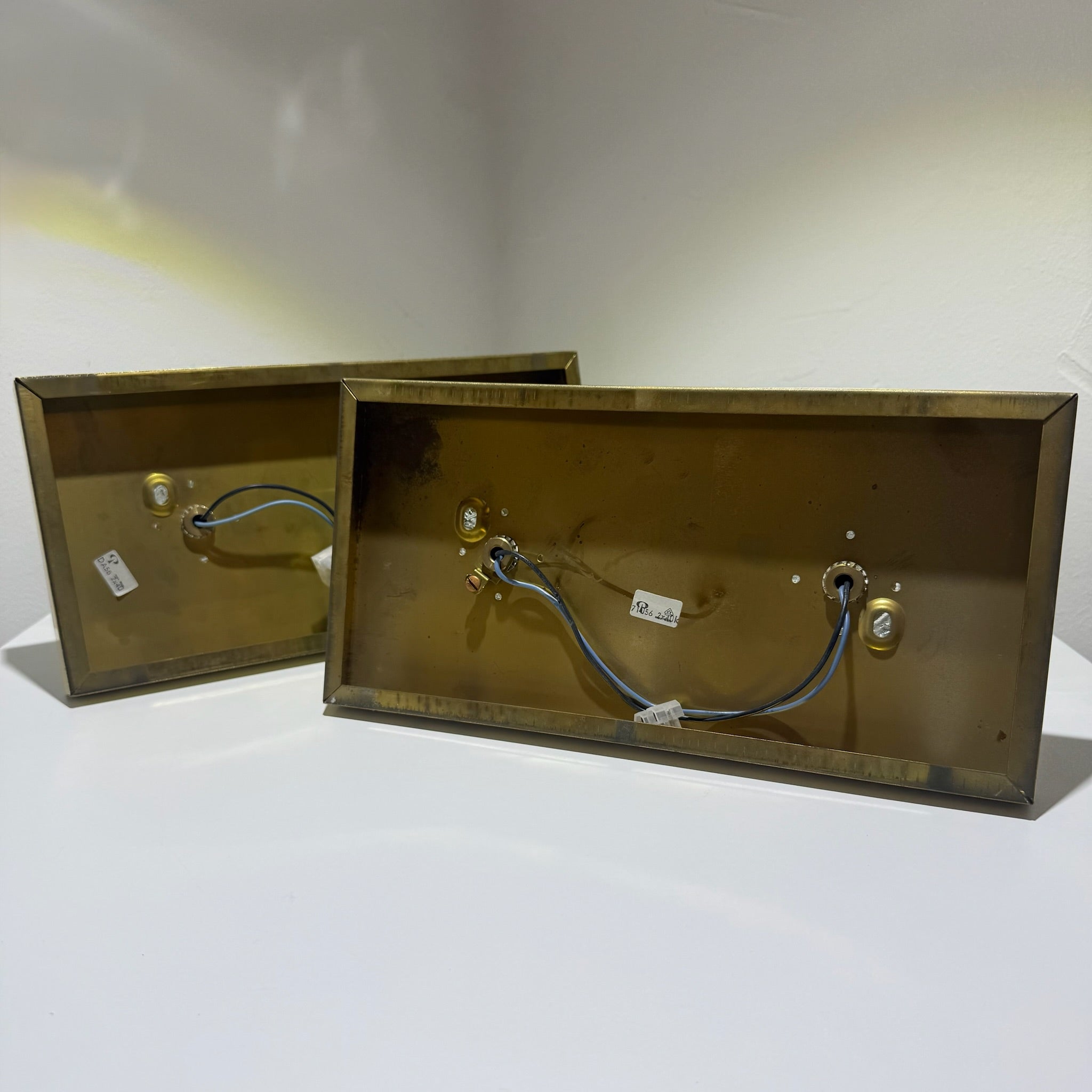 2x Peill & Putzler Wandlampe Eisglas Messing 70er Jahre Design Leuchte Kristallglas Paar Showroom Ansbach