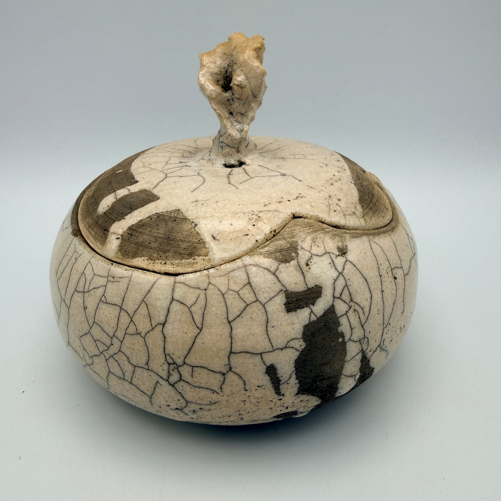 Studiokeramik Schale mit Deckel Ursula Fattorini-Daglio Thun I Raku Keramik Ursula Frattorini-Daglio