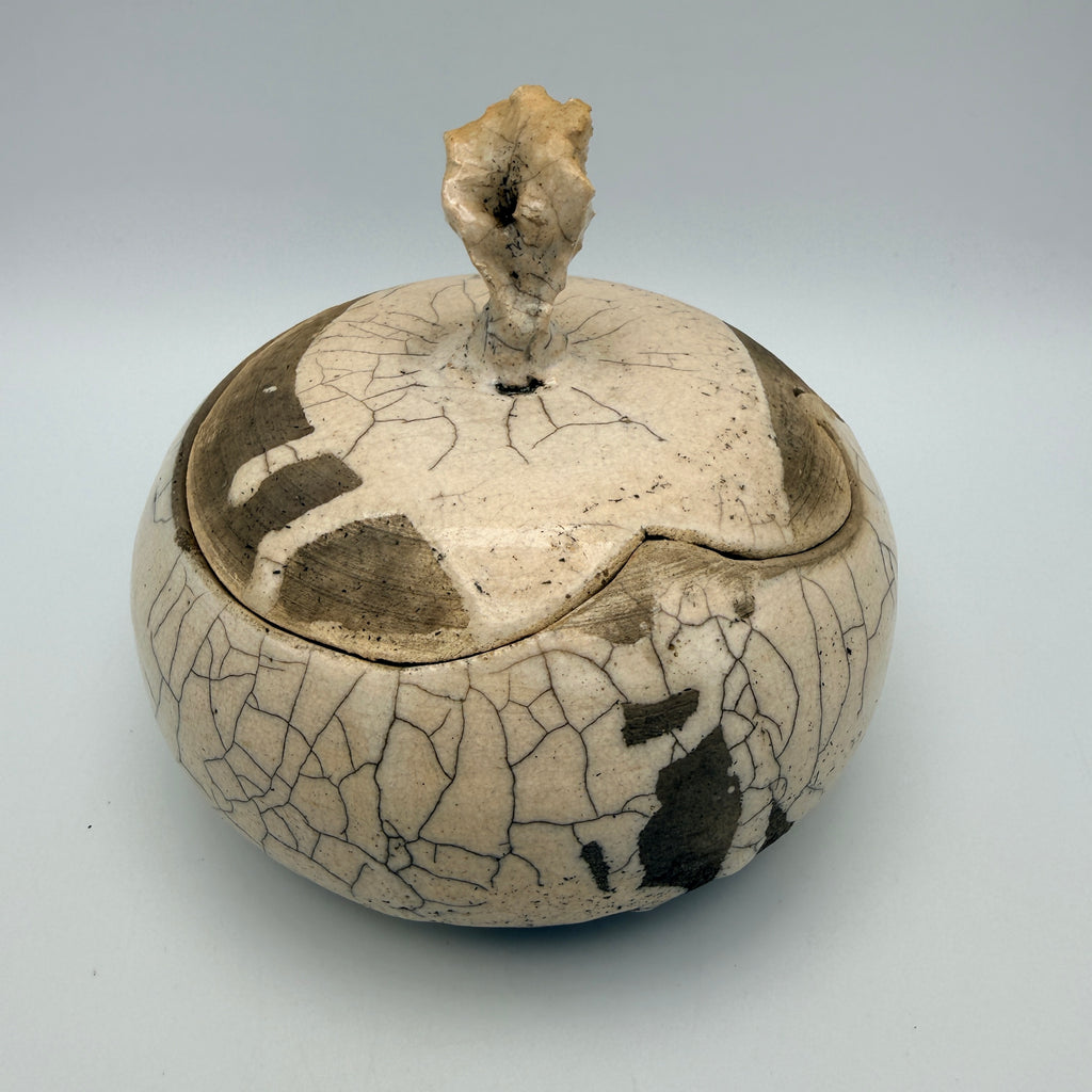 Studiokeramik Schale mit Deckel Ursula Fattorini-Daglio Thun I Raku Keramik Ursula Frattorini-Daglio
