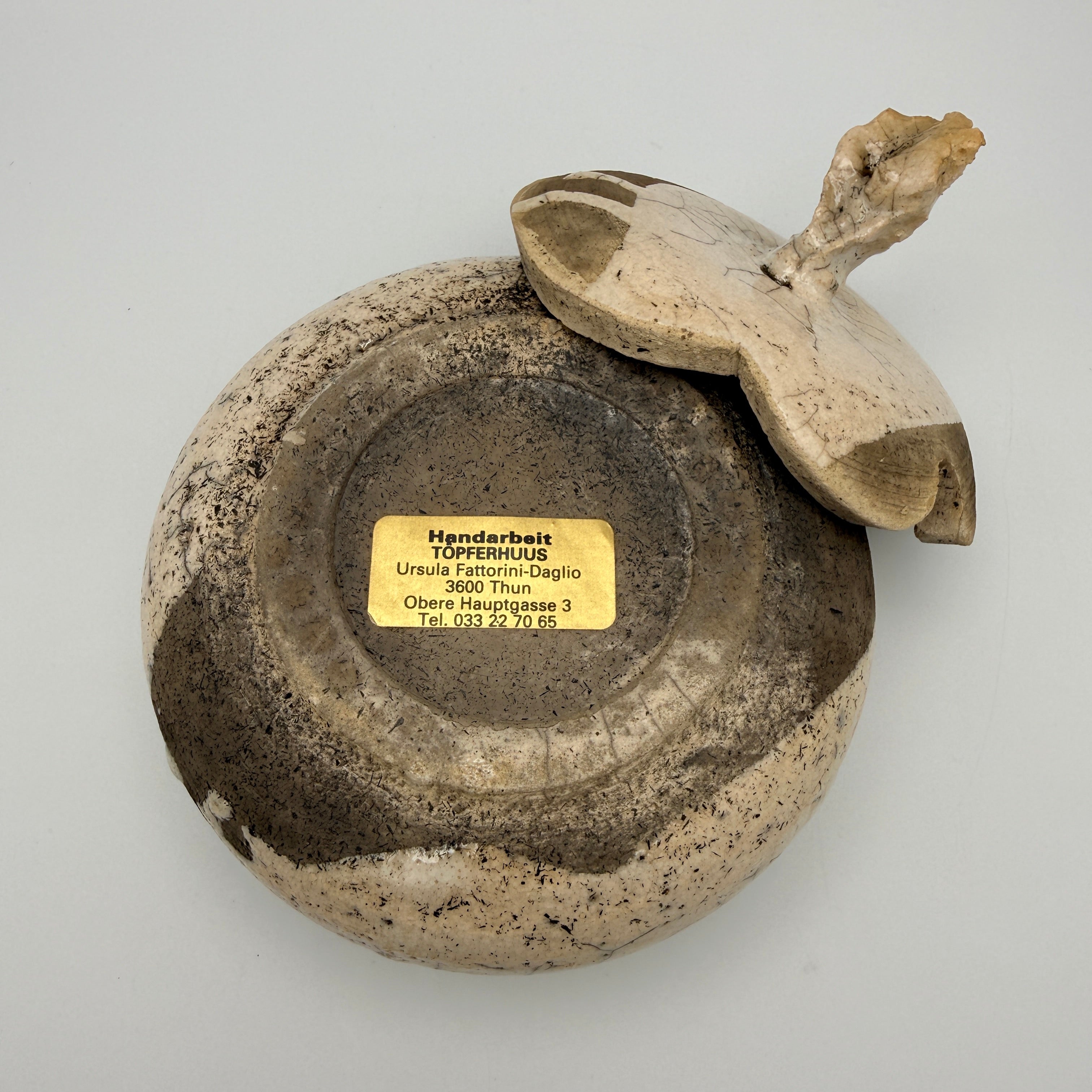 Studiokeramik Schale mit Deckel Ursula Fattorini-Daglio Thun I Raku Keramik Ursula Frattorini-Daglio