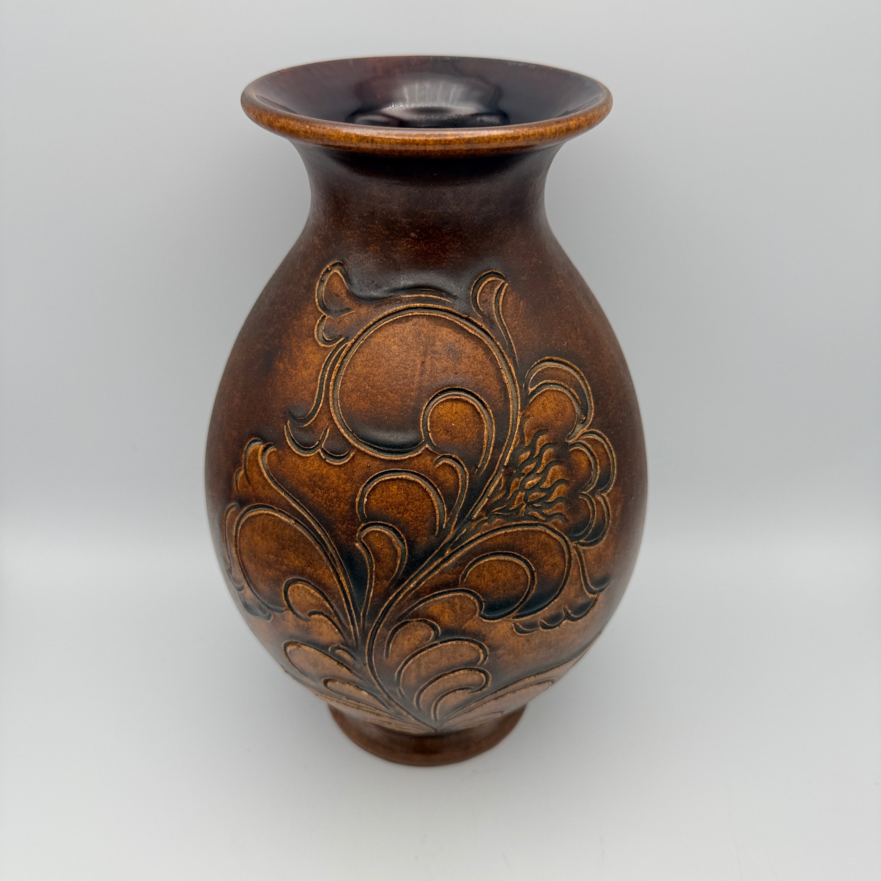 W-Germany Keramikvase I Reliefdekor Vintage I WGP Showroom Ansbach