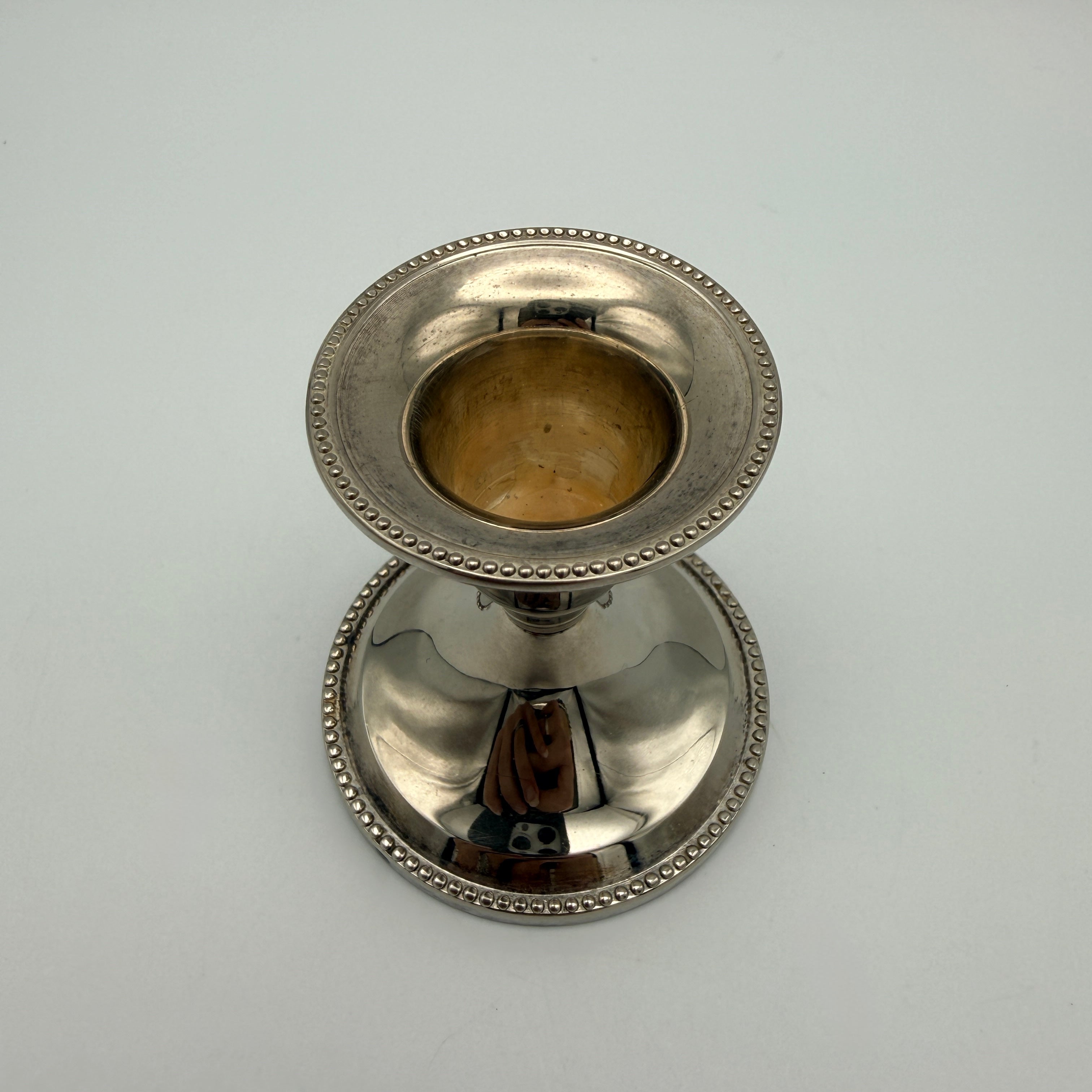 Kleiner Kerzenständer versilbert Perlrand 6,4 cm Showroom Ansbach