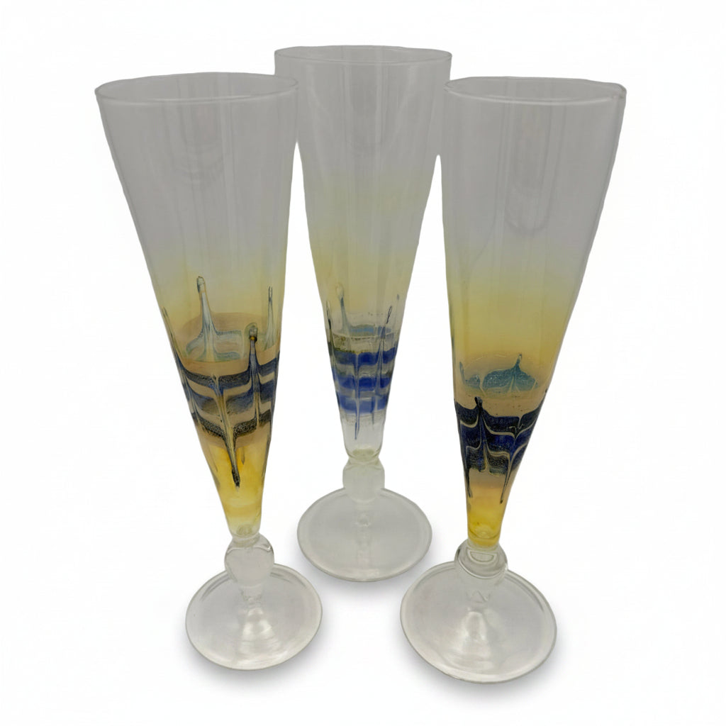 3er Set Handarbeit Sektflöten signiert 1988-1990 I Kunstglas Kelchgläser 268g Showroom Ansbach