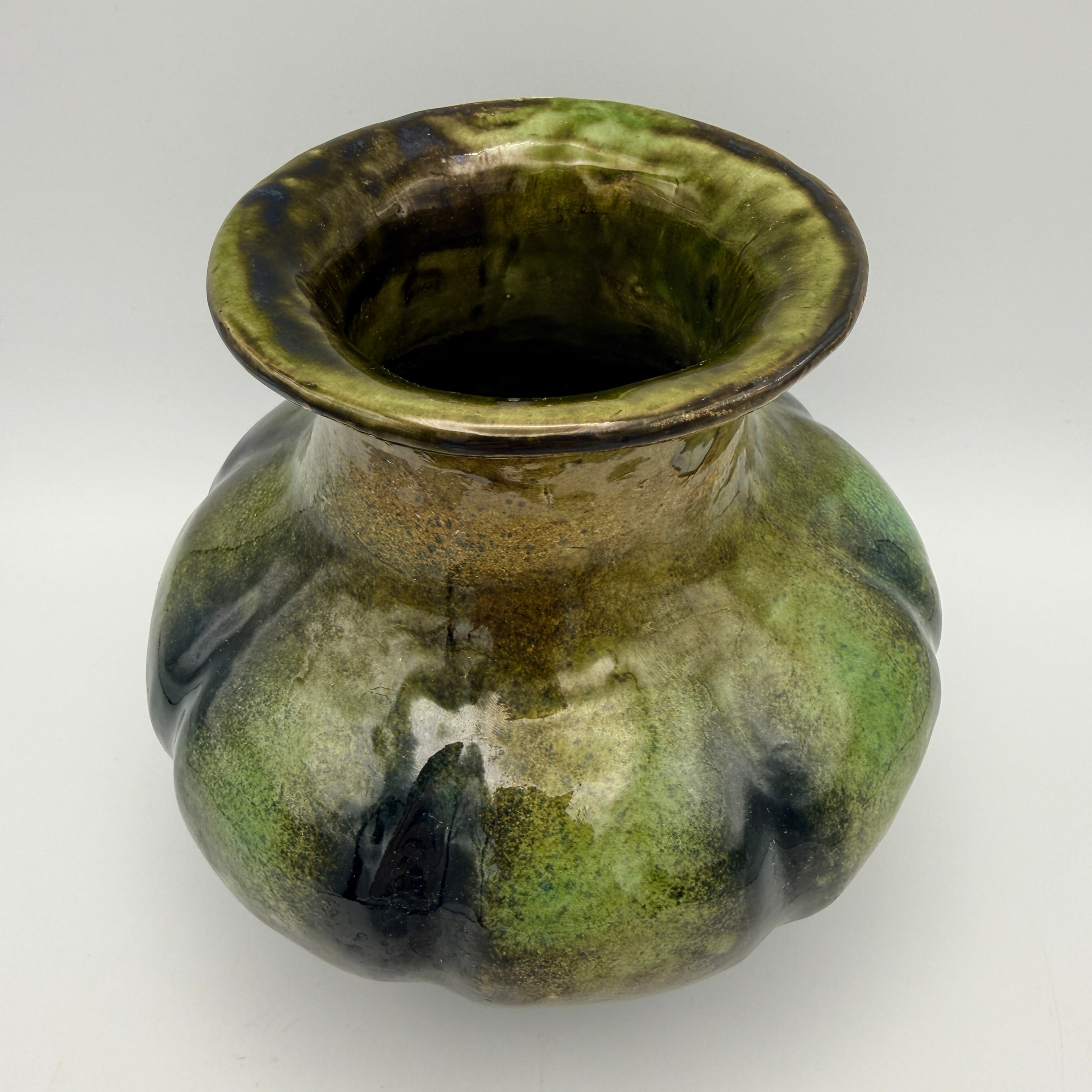 Studio Keramik Vase ES 76 Handarbeit I Vintage Laufglasur Grün Showroom Ansbach