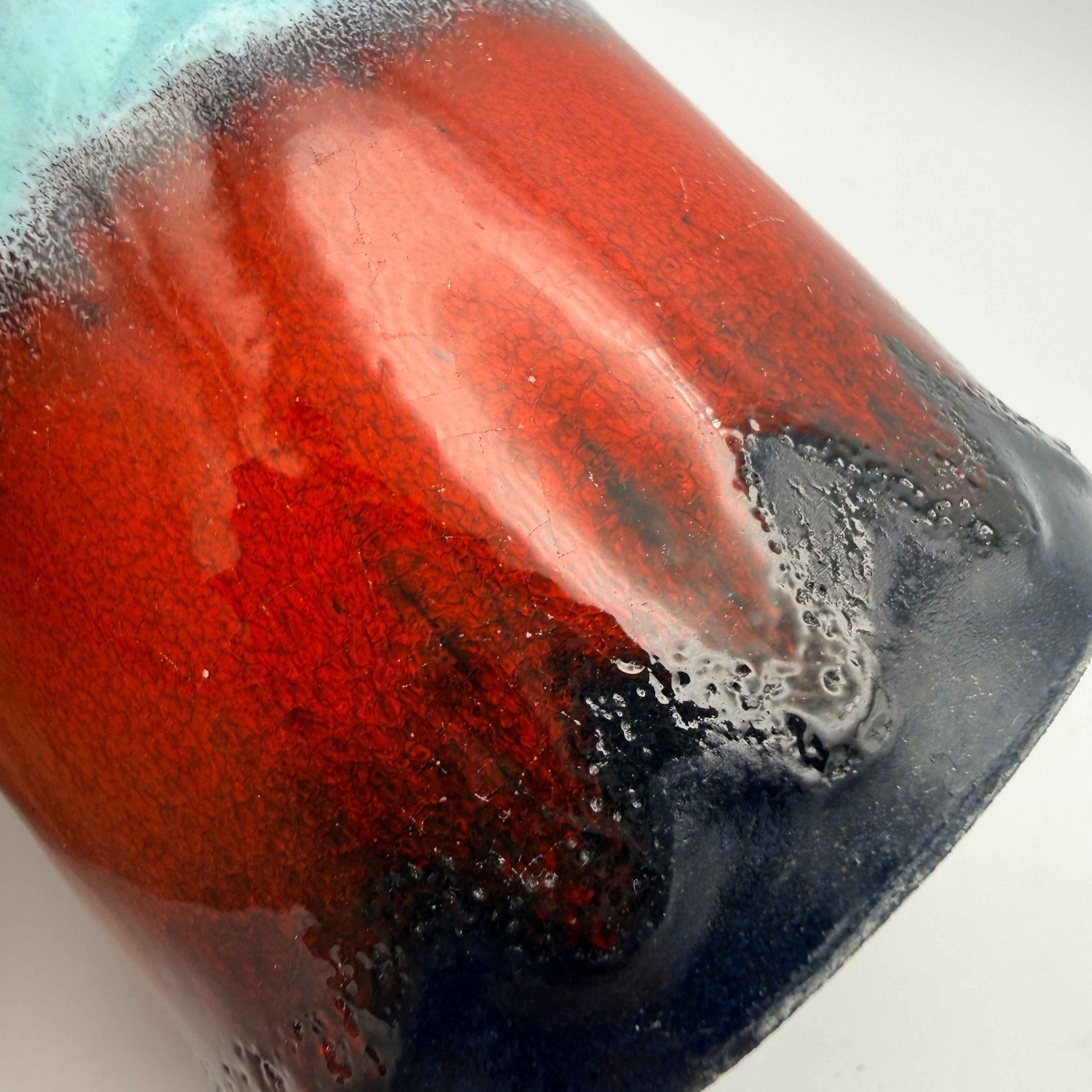 W.-Germany Vase Vintage Pop Art Keramik Schwarz Rot Türkis ca. 1970 Showroom Ansbach