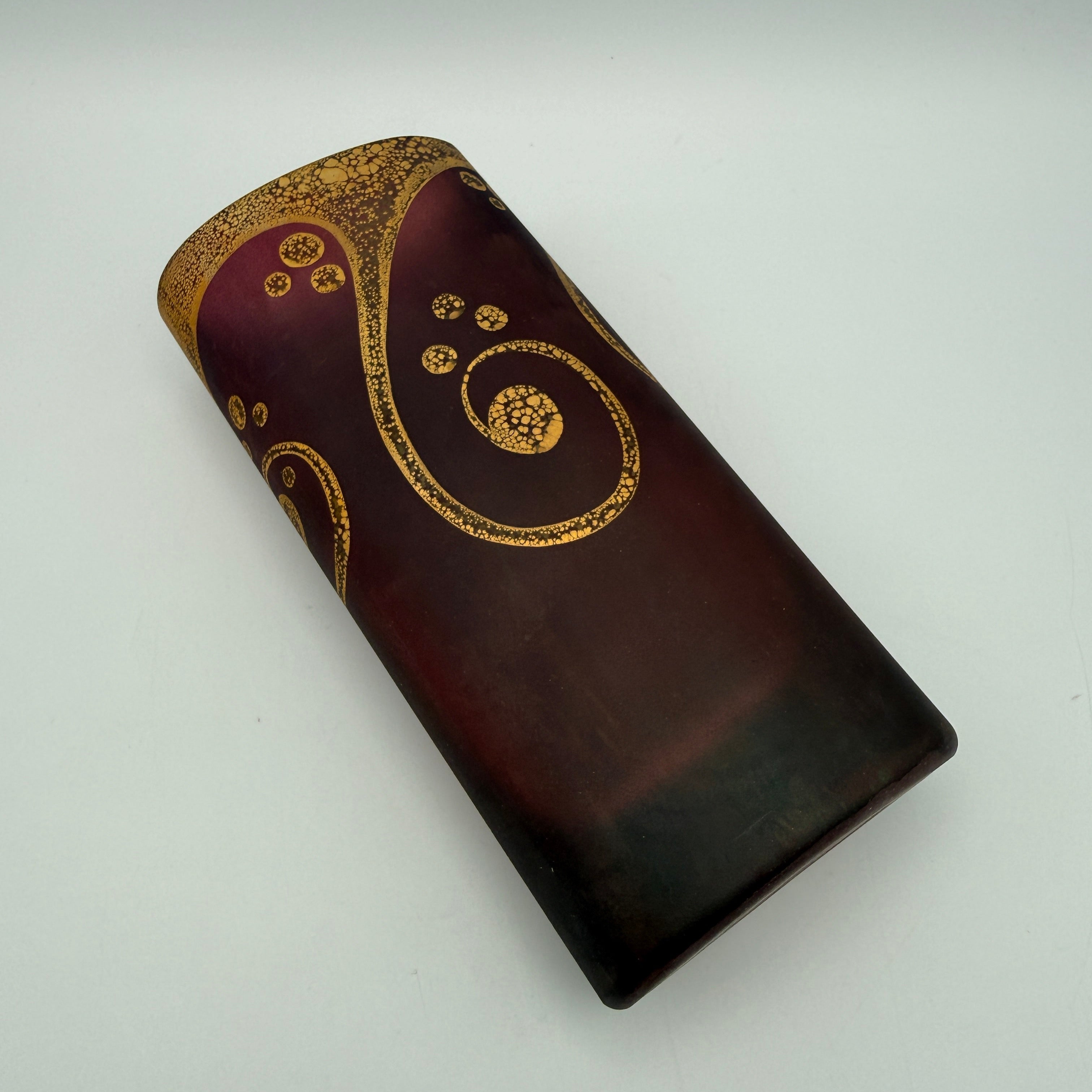 Glasvase Oval Weinrot Gold I Jugendstil-Stil Dekovase Satinglas Vintage Showroom Ansbach