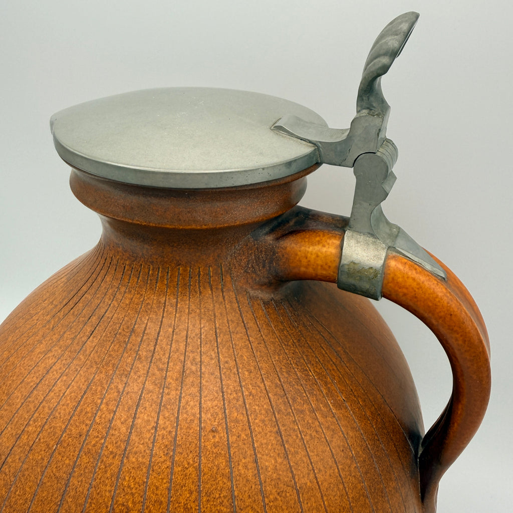 Wilhelm Kagel Garmisch Grosser Henkelkrug Zinndeckel I Werkstatt-Keramik 1950er Wilhelm Kagel