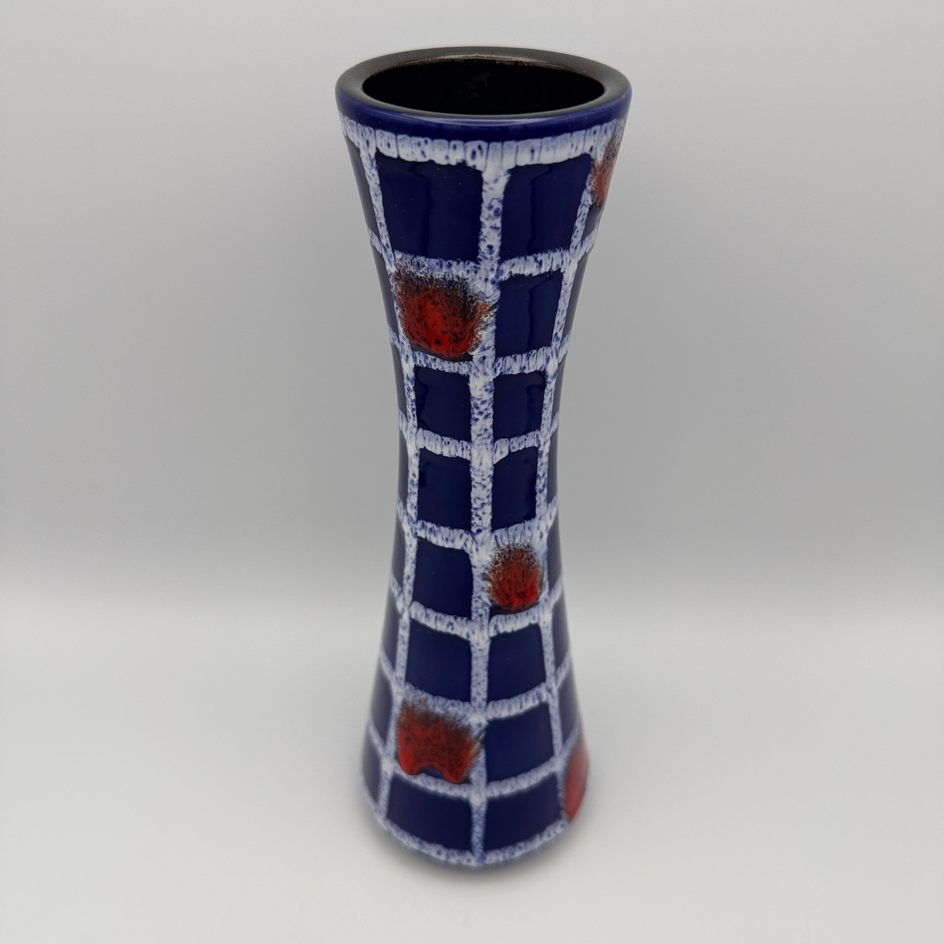 Ilkra Edelkeramik Vase 1035/25 Blau Rot Gitter Fat Lava Vintage 1960er Ilkra Edelkeramik